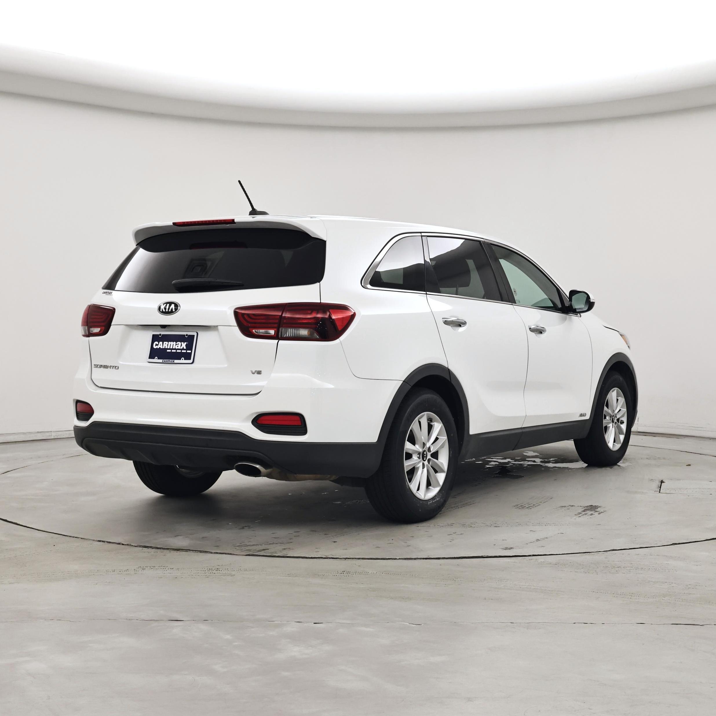 Thumbnail: 2019 Kia Sorento - 8