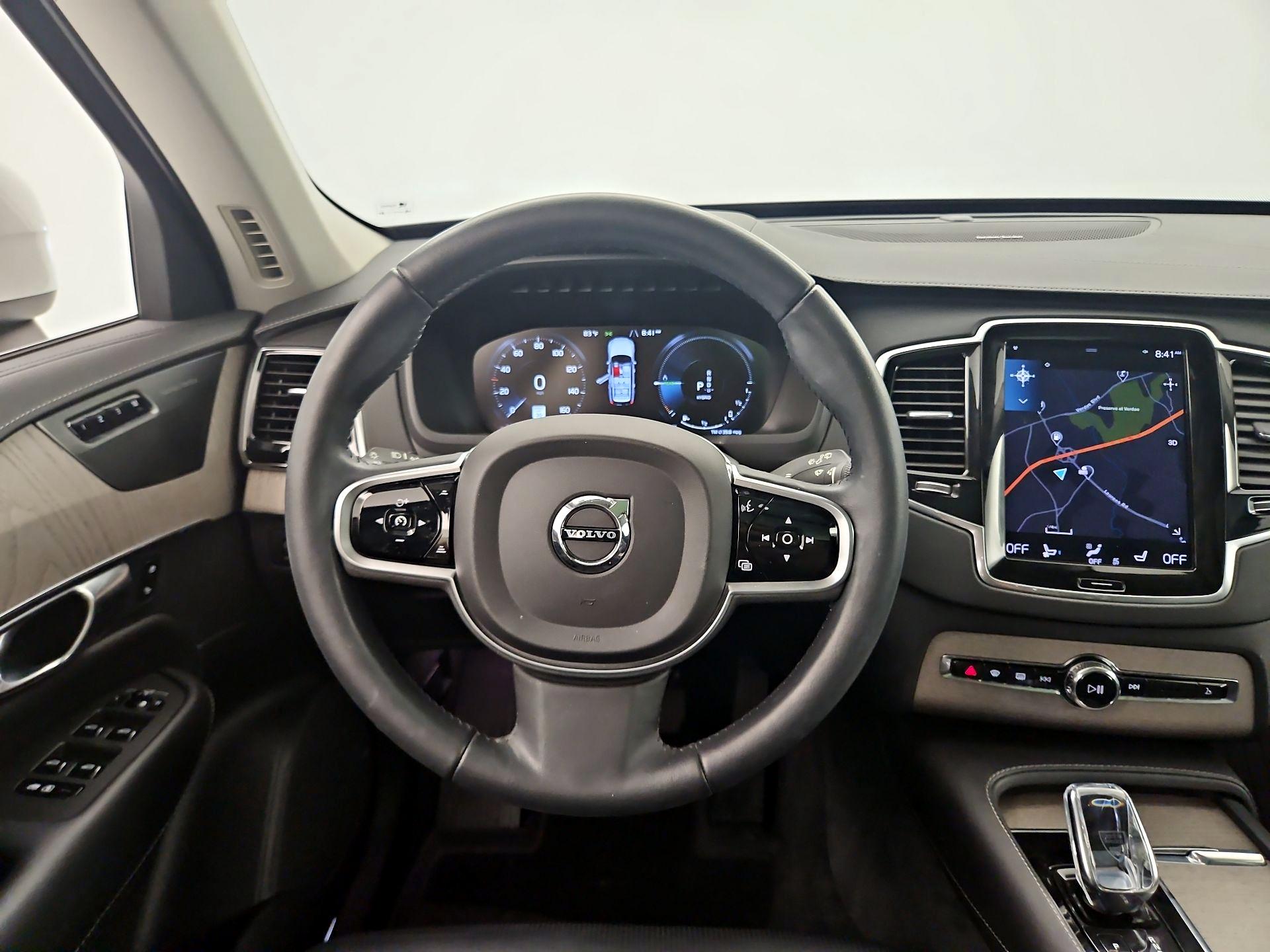 Thumbnail: 2021 Volvo XC90 - 10