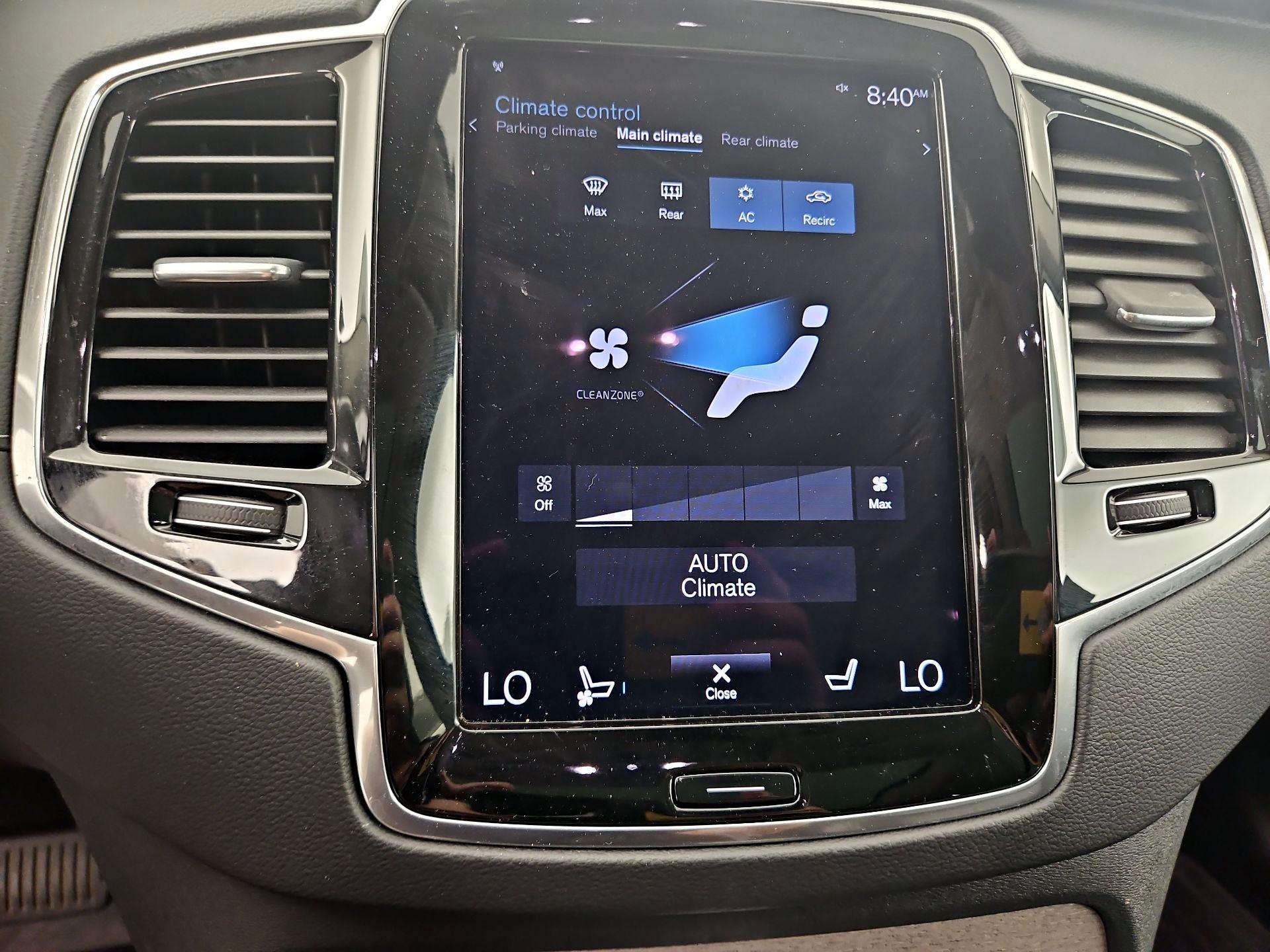 Thumbnail: 2021 Volvo XC90 - 17