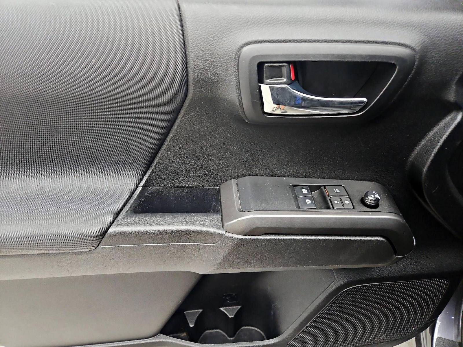 2022 Toyota Tacoma TRD Off Road - Photo 13