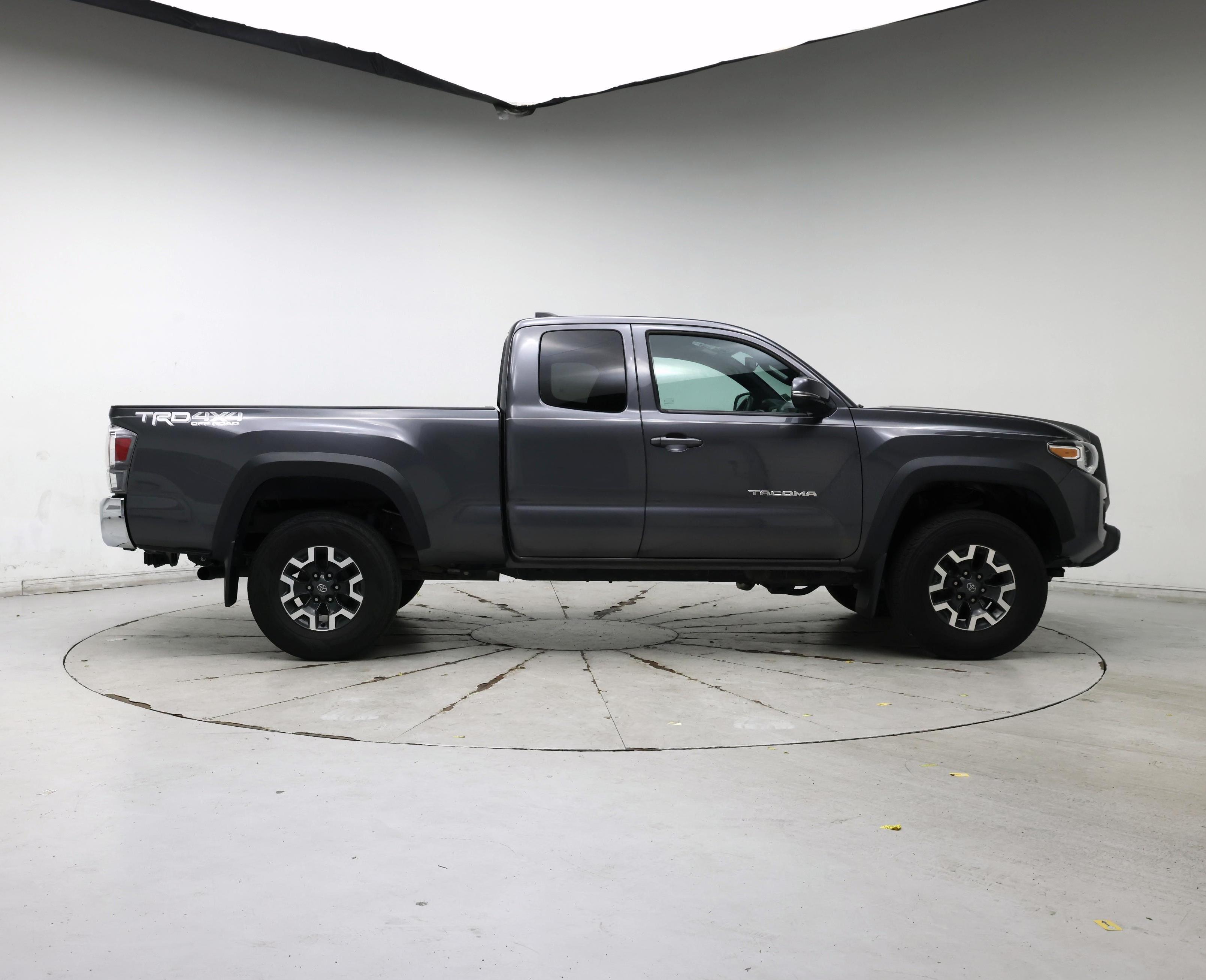 Thumbnail: 2022 Toyota Tacoma - 7