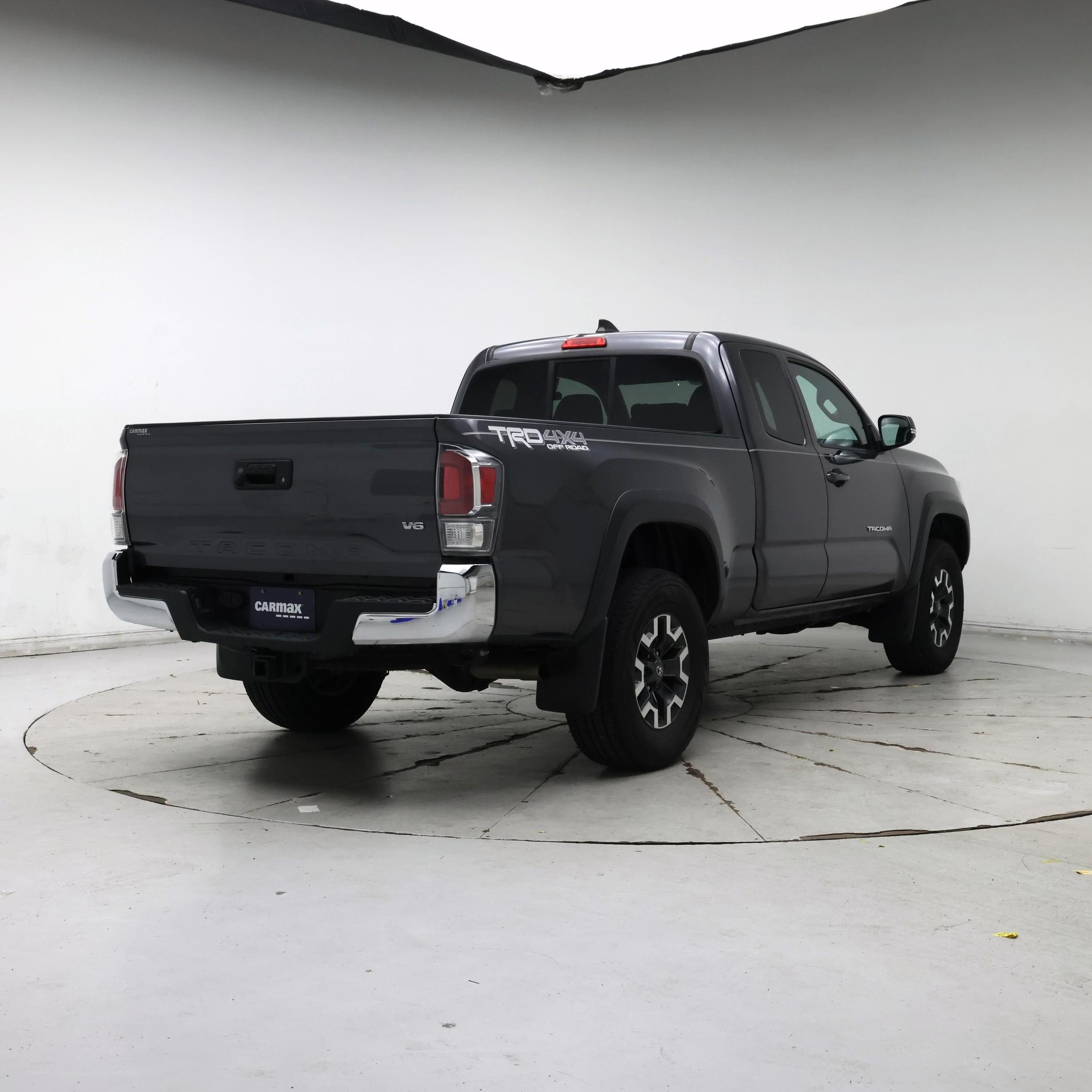 Thumbnail: 2022 Toyota Tacoma - 8