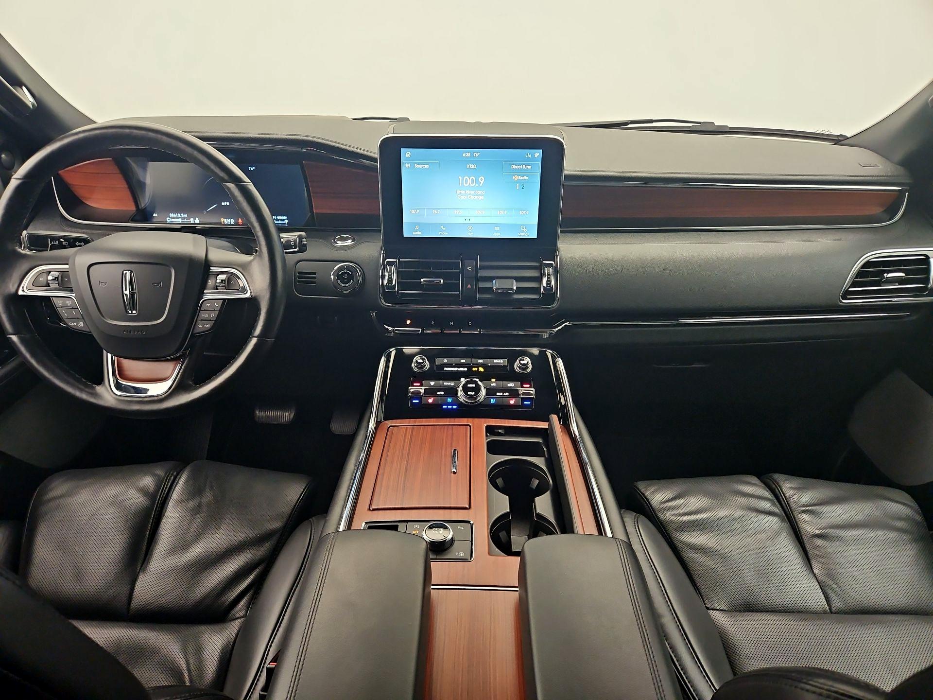 Thumbnail: 2020 Lincoln Navigator - 9