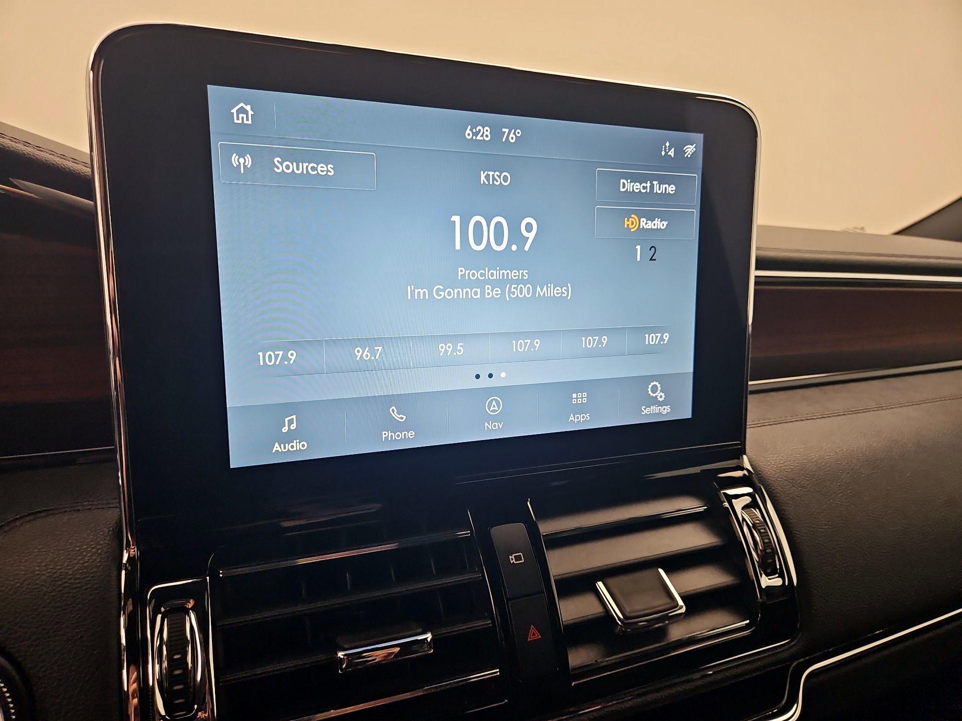 Thumbnail: 2020 Lincoln Navigator - 16