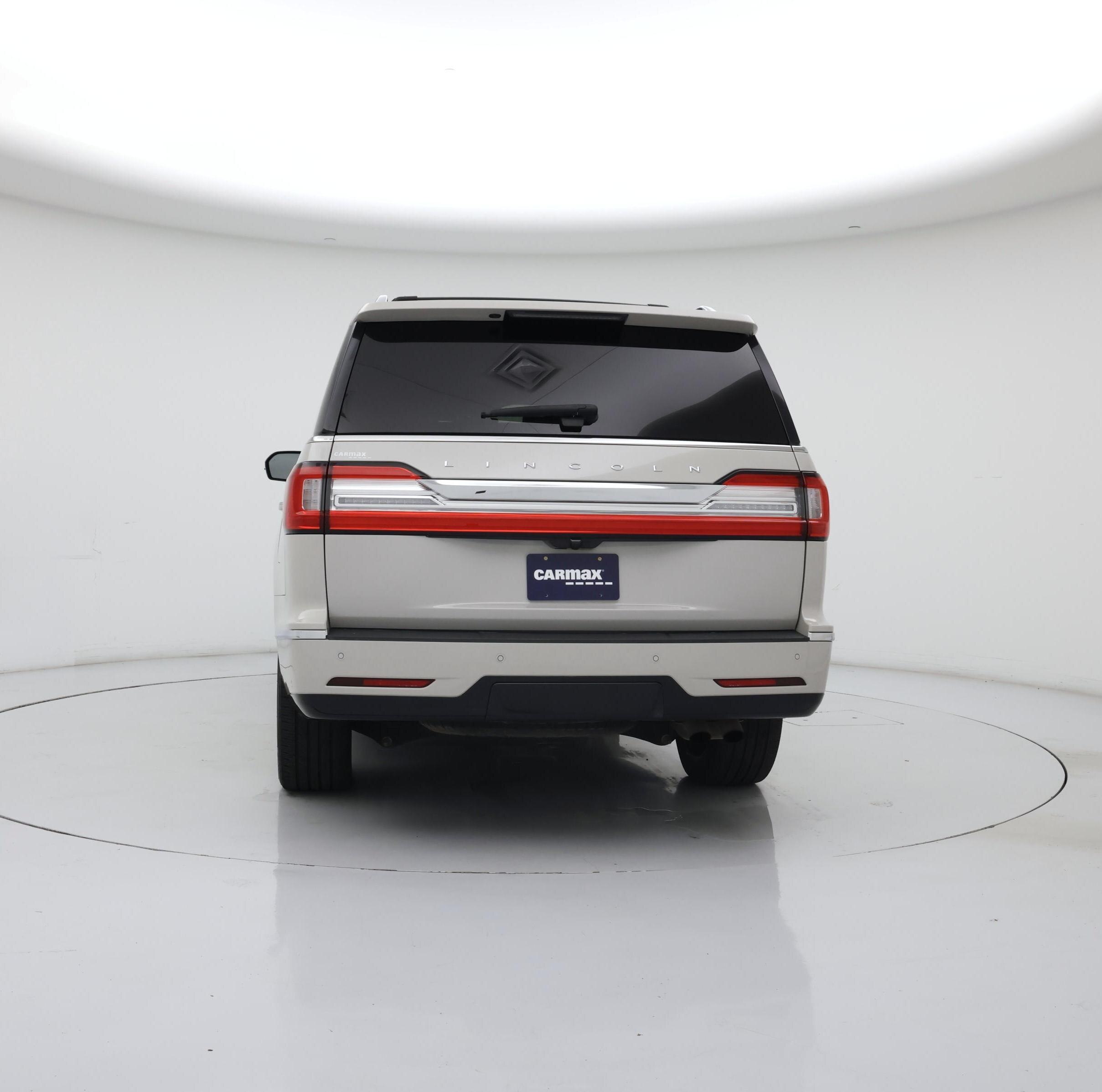 Thumbnail: 2020 Lincoln Navigator - 6