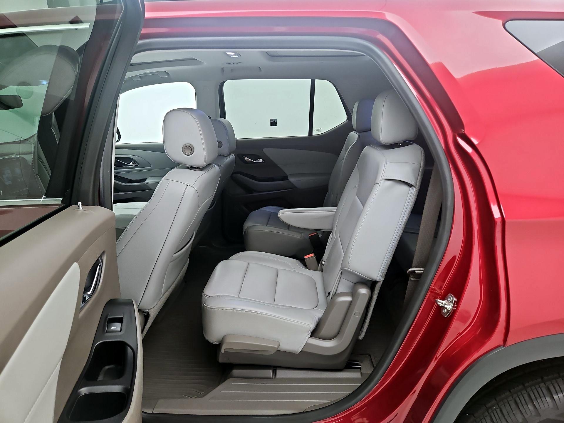 Thumbnail: 2019 Chevrolet Traverse - 20