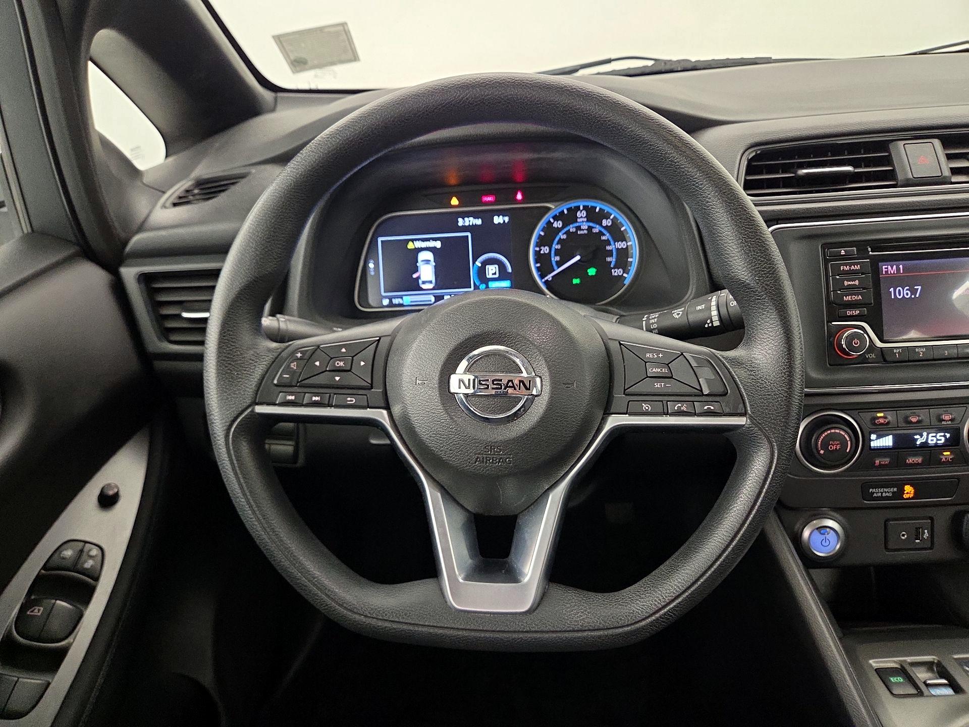 Thumbnail: 2019 Nissan Leaf - 10