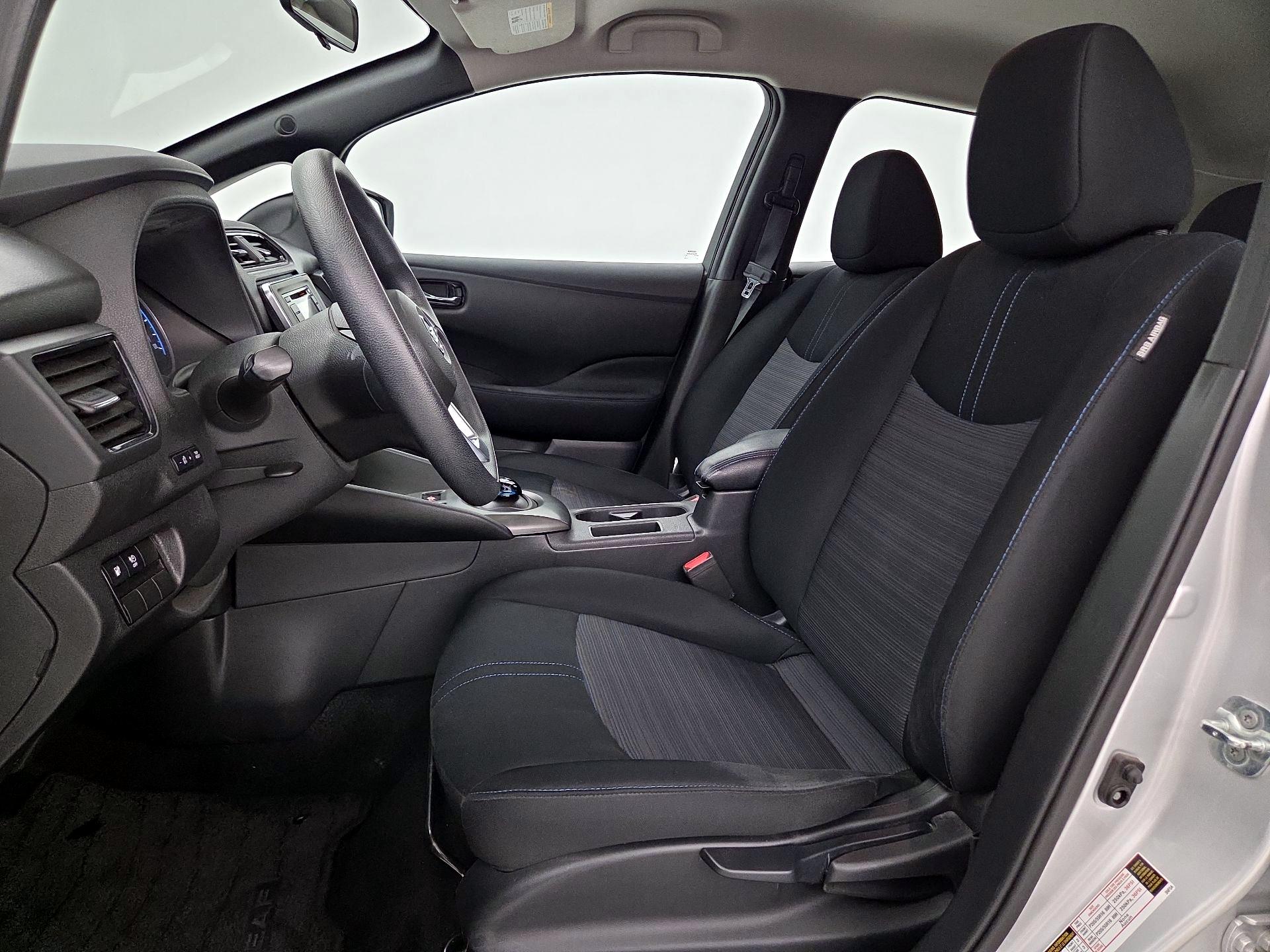Thumbnail: 2019 Nissan Leaf - 11
