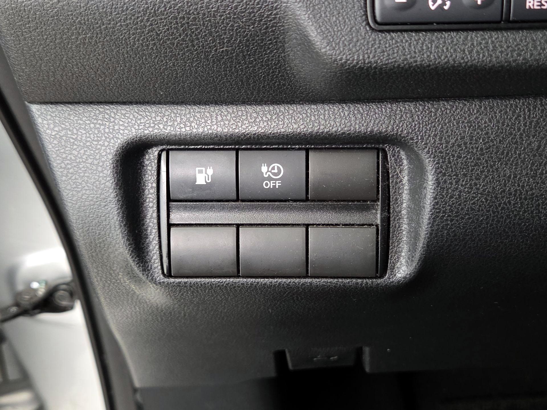 Thumbnail: 2019 Nissan Leaf - 13