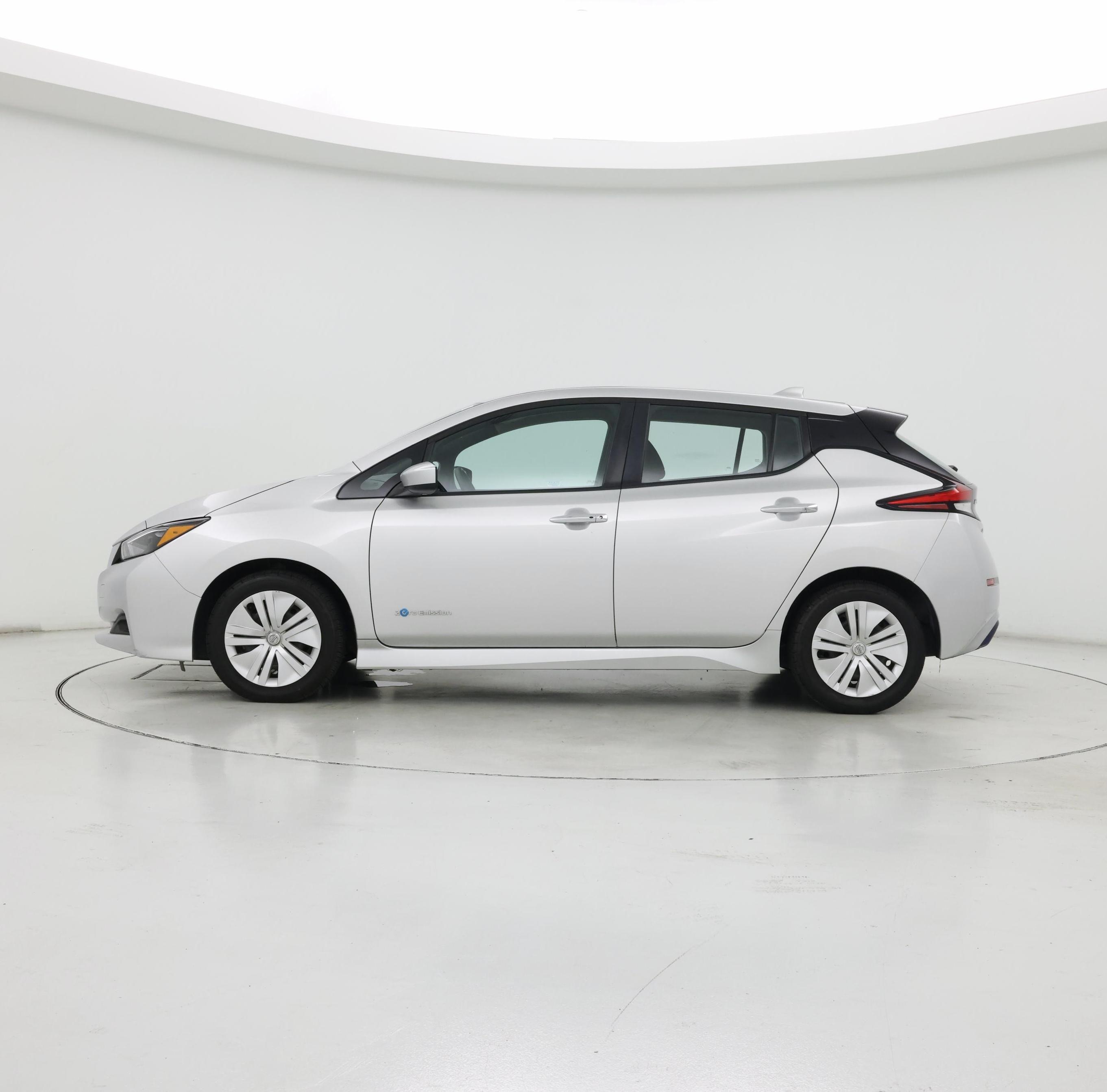 Thumbnail: 2019 Nissan Leaf - 3