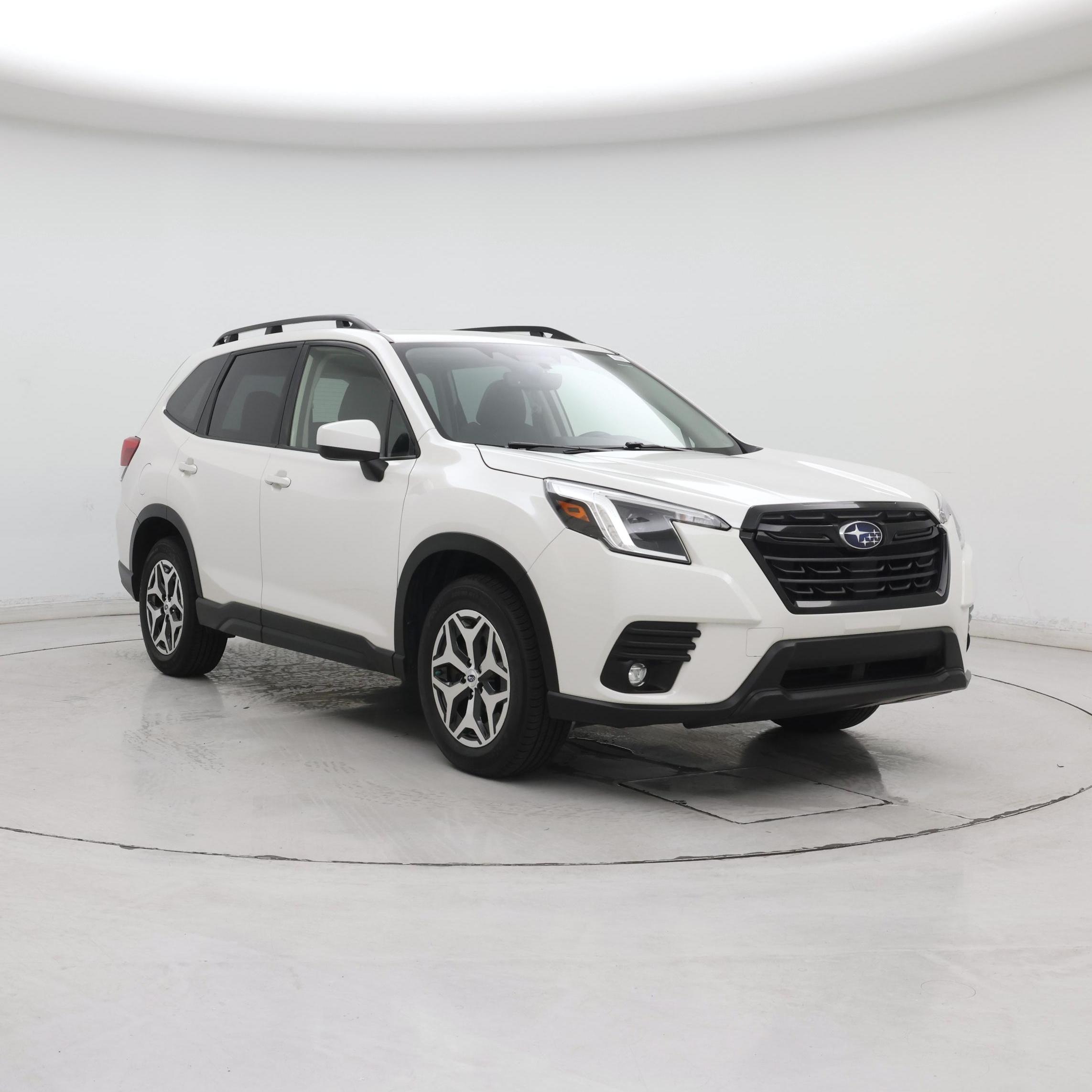 White 2024 Subaru Forester Premium Crossover AWD SUV / Crossover All-Wheel Drive Automatic
