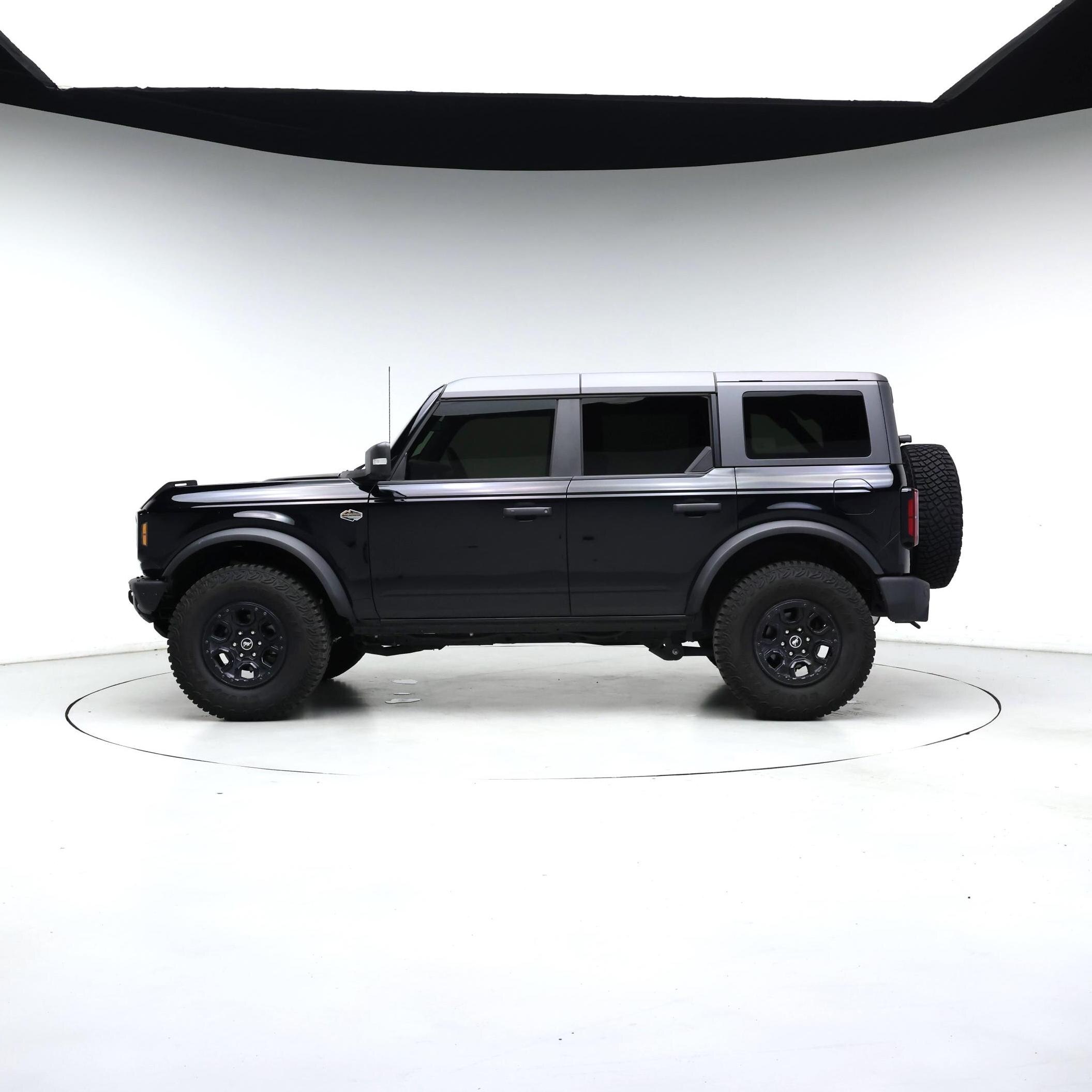 Thumbnail: 2024 Ford Bronco - 3