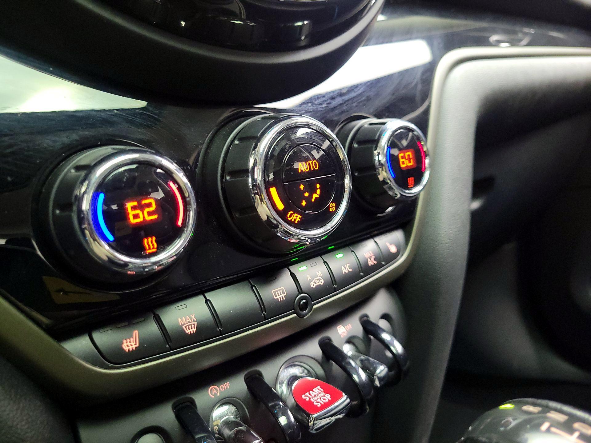 Thumbnail: 2019 MINI Cooper Countryman - 16