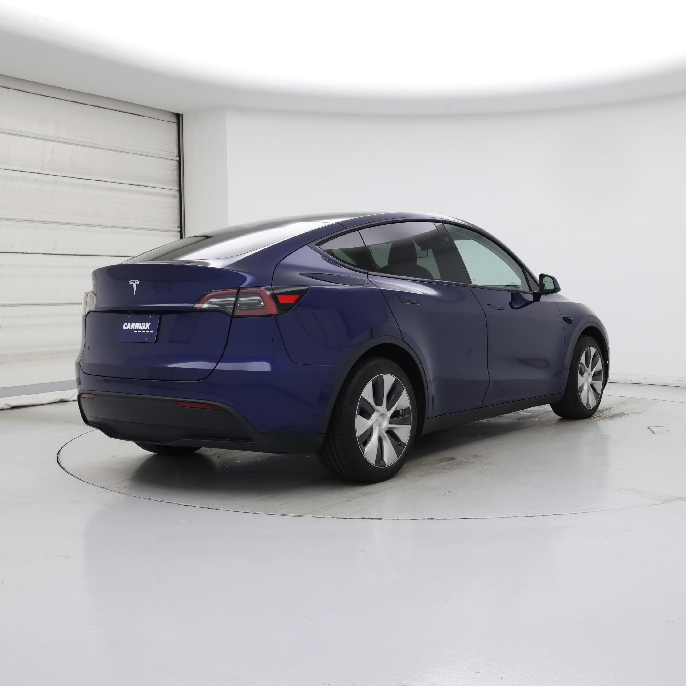 Thumbnail: 2024 Tesla Model Y - 8