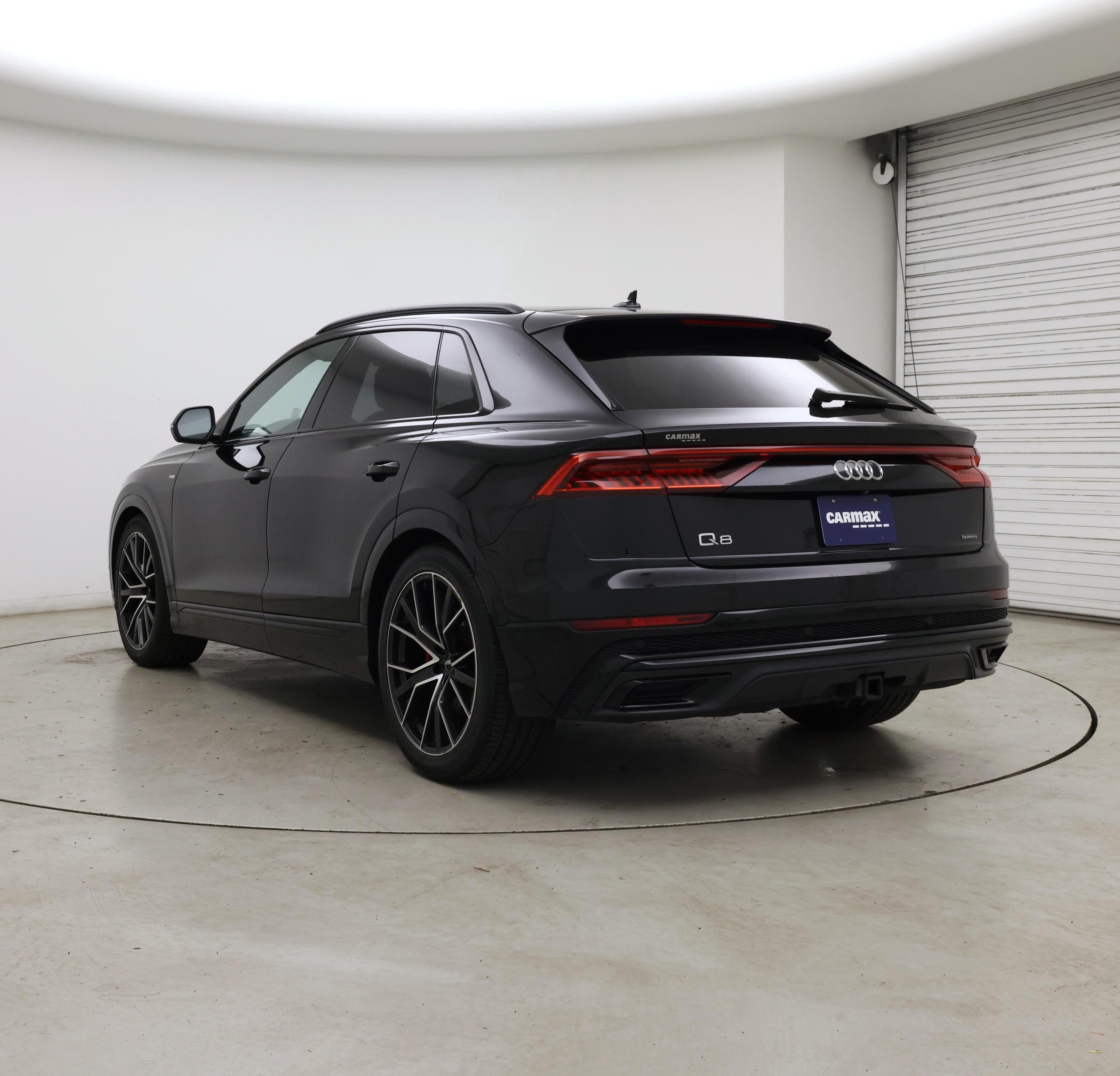 Thumbnail: 2019 Audi Q8 - 2