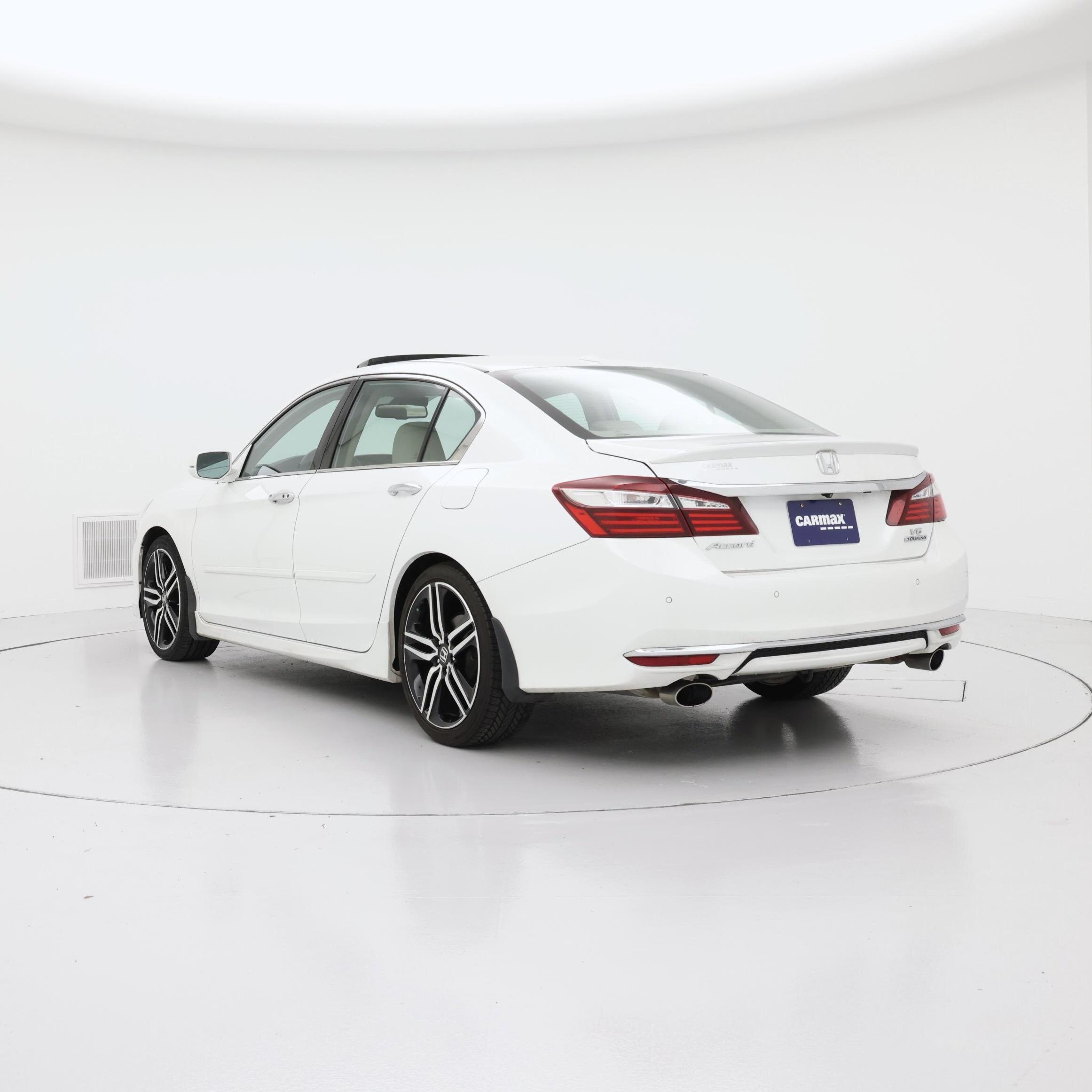 Thumbnail: 2017 Honda Accord - 2