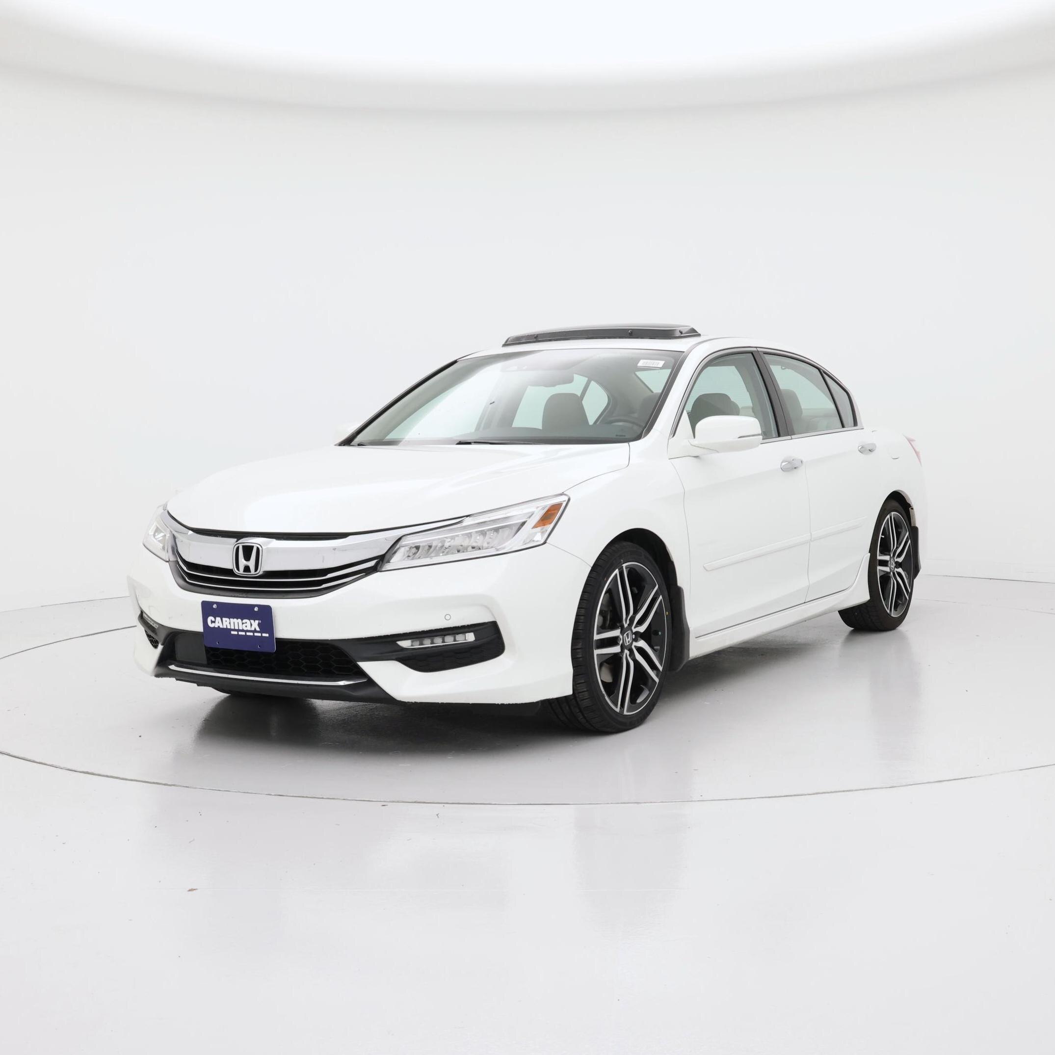 Thumbnail: 2017 Honda Accord - 4