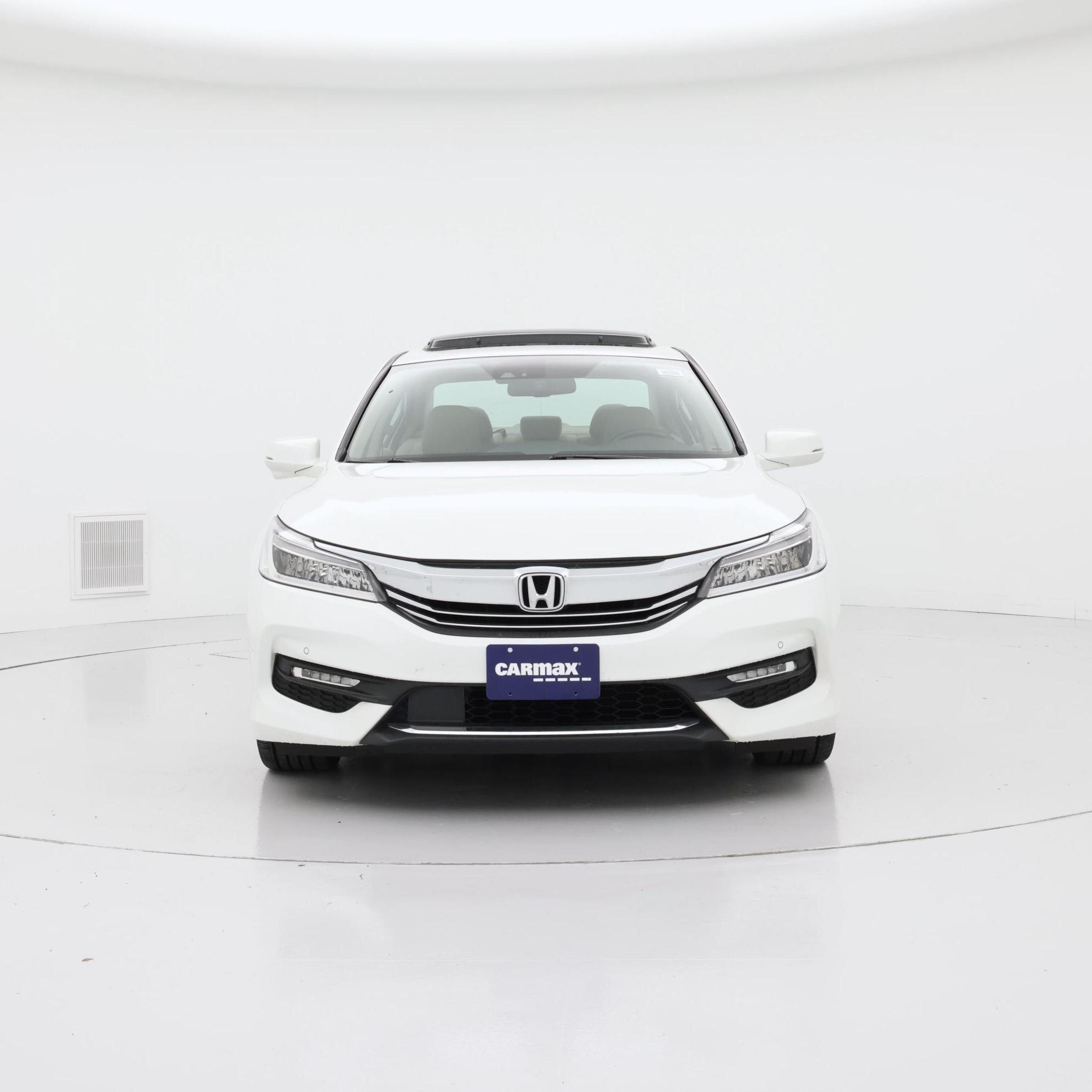 Thumbnail: 2017 Honda Accord - 5