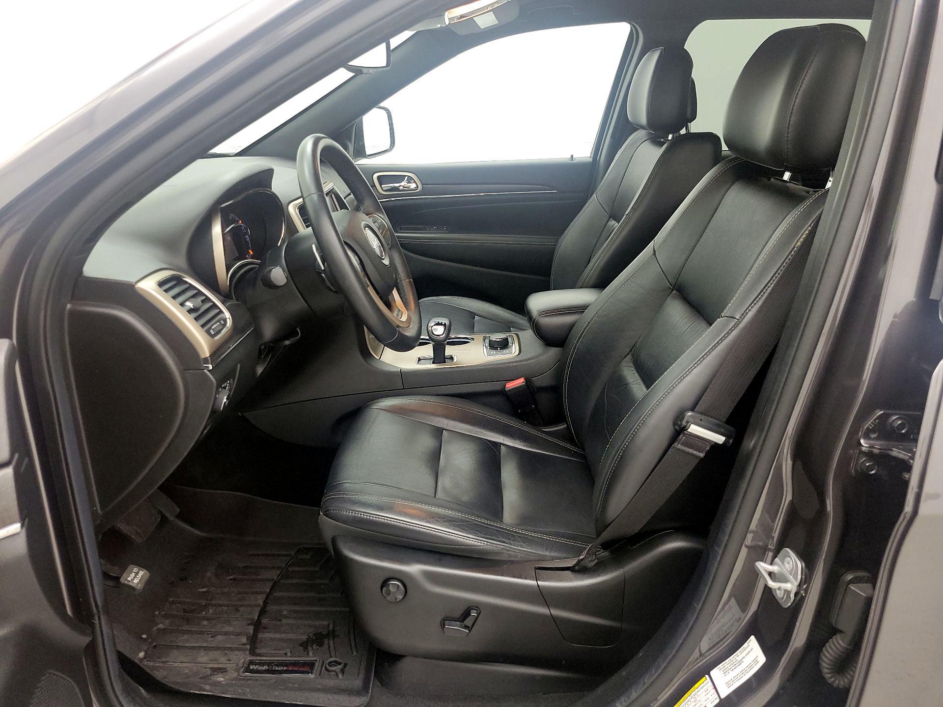 Thumbnail: 2014 Jeep Grand Cherokee - 11