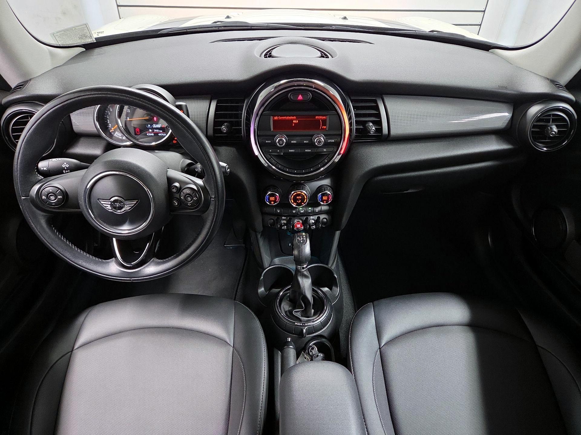 Thumbnail: 2015 MINI Cooper Hardtop - 9