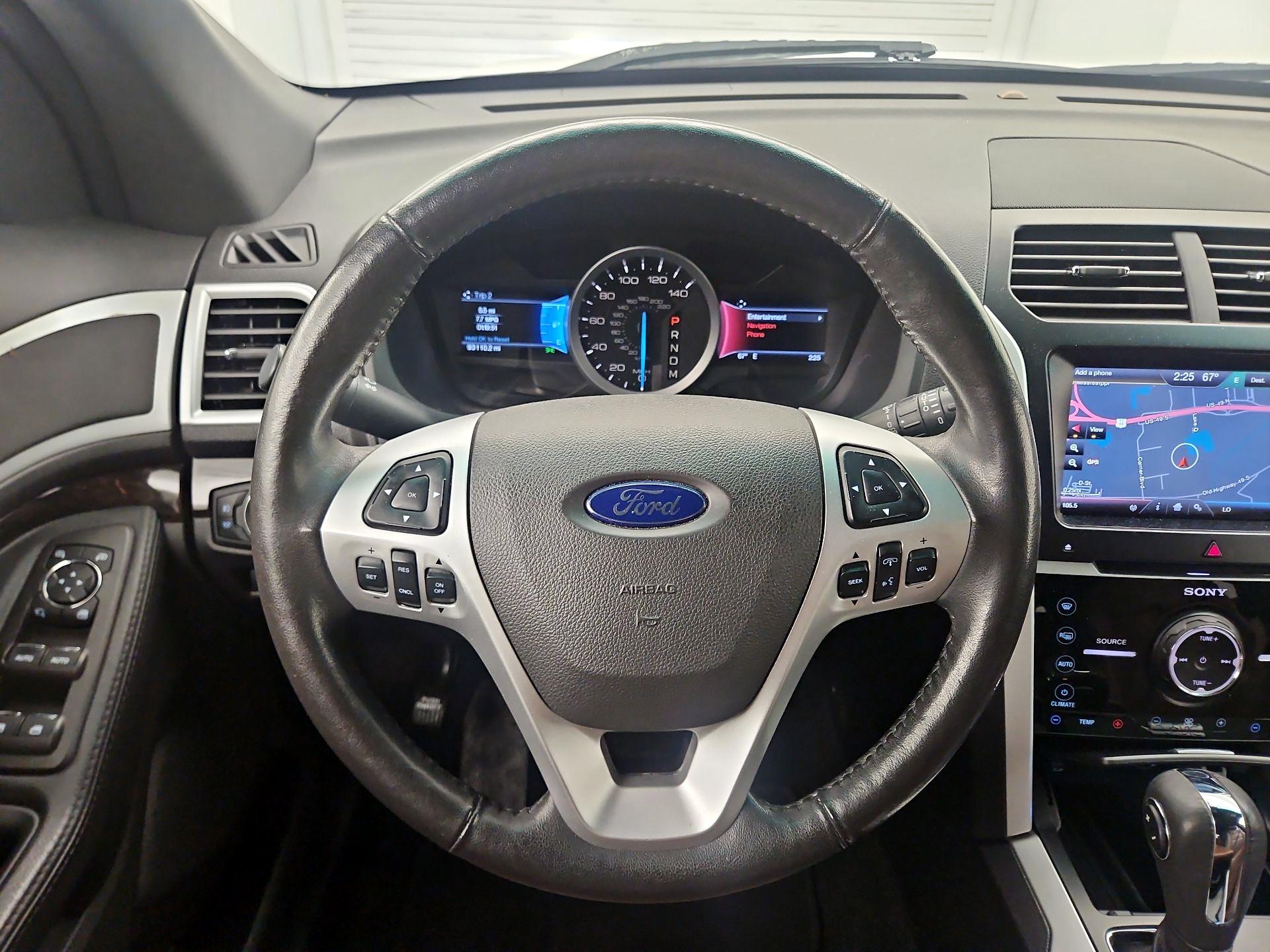 Thumbnail: 2014 Ford Explorer - 10