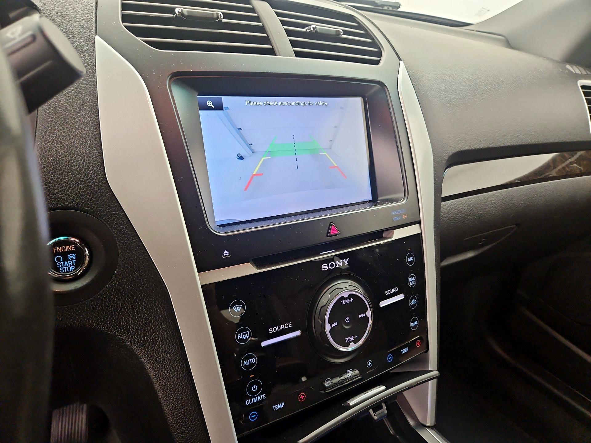 Thumbnail: 2014 Ford Explorer - 15
