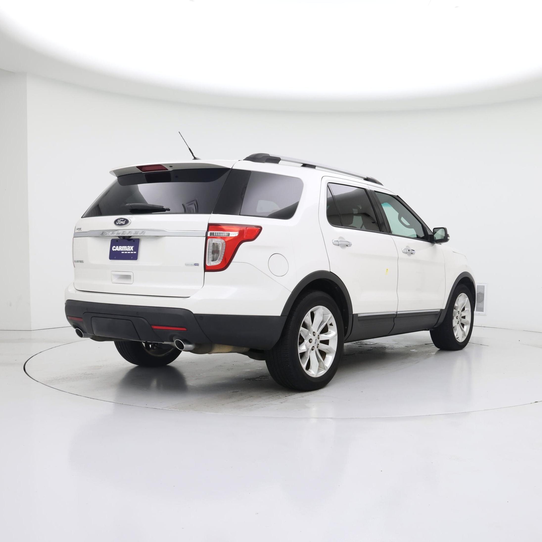 Thumbnail: 2014 Ford Explorer - 8