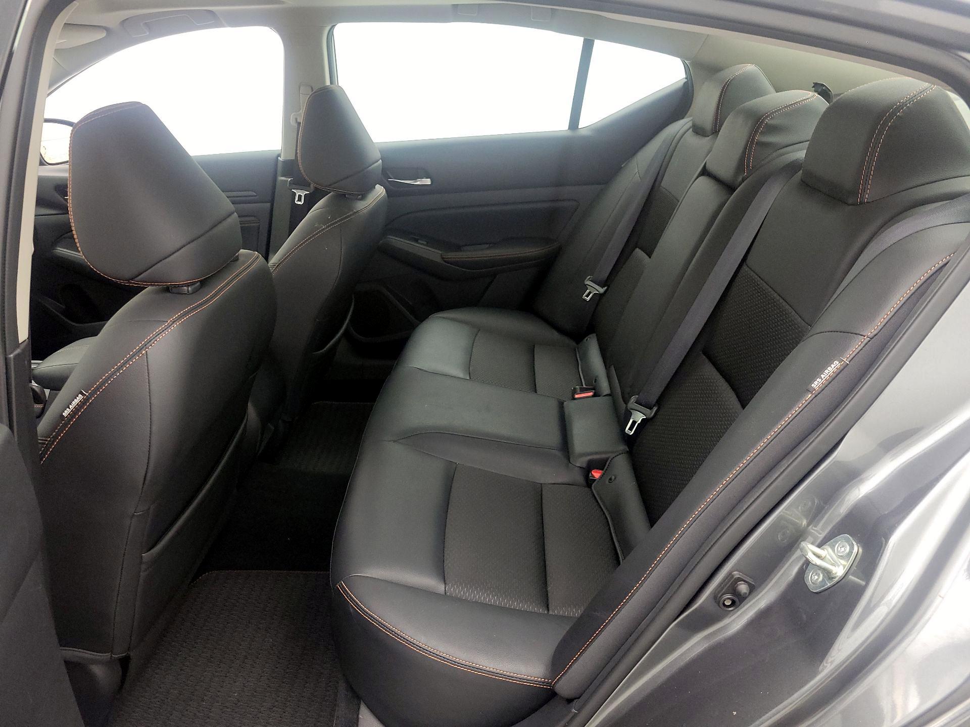Thumbnail: 2019 Nissan Altima - 20