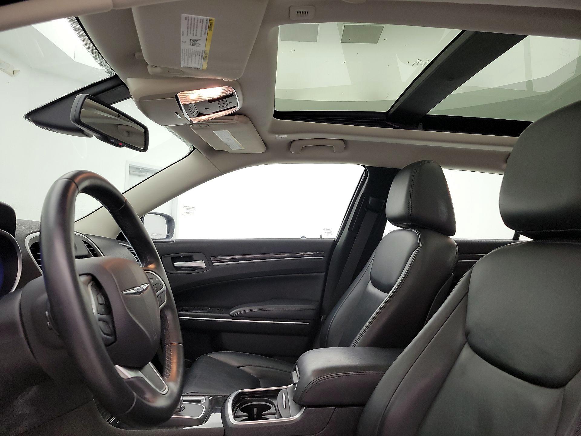 Thumbnail: 2017 Chrysler 300 - 20