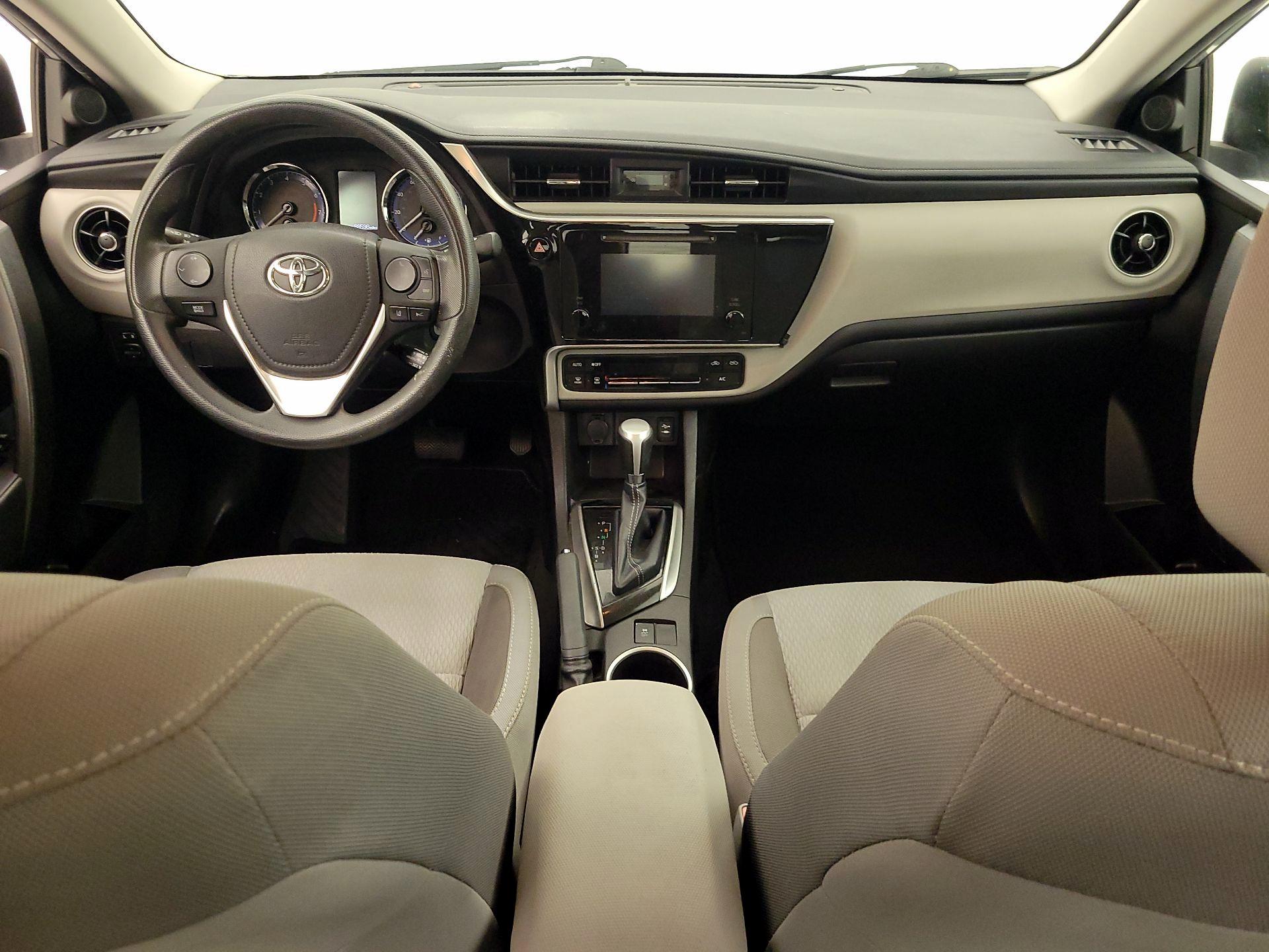 Thumbnail: 2018 Toyota Corolla - 9