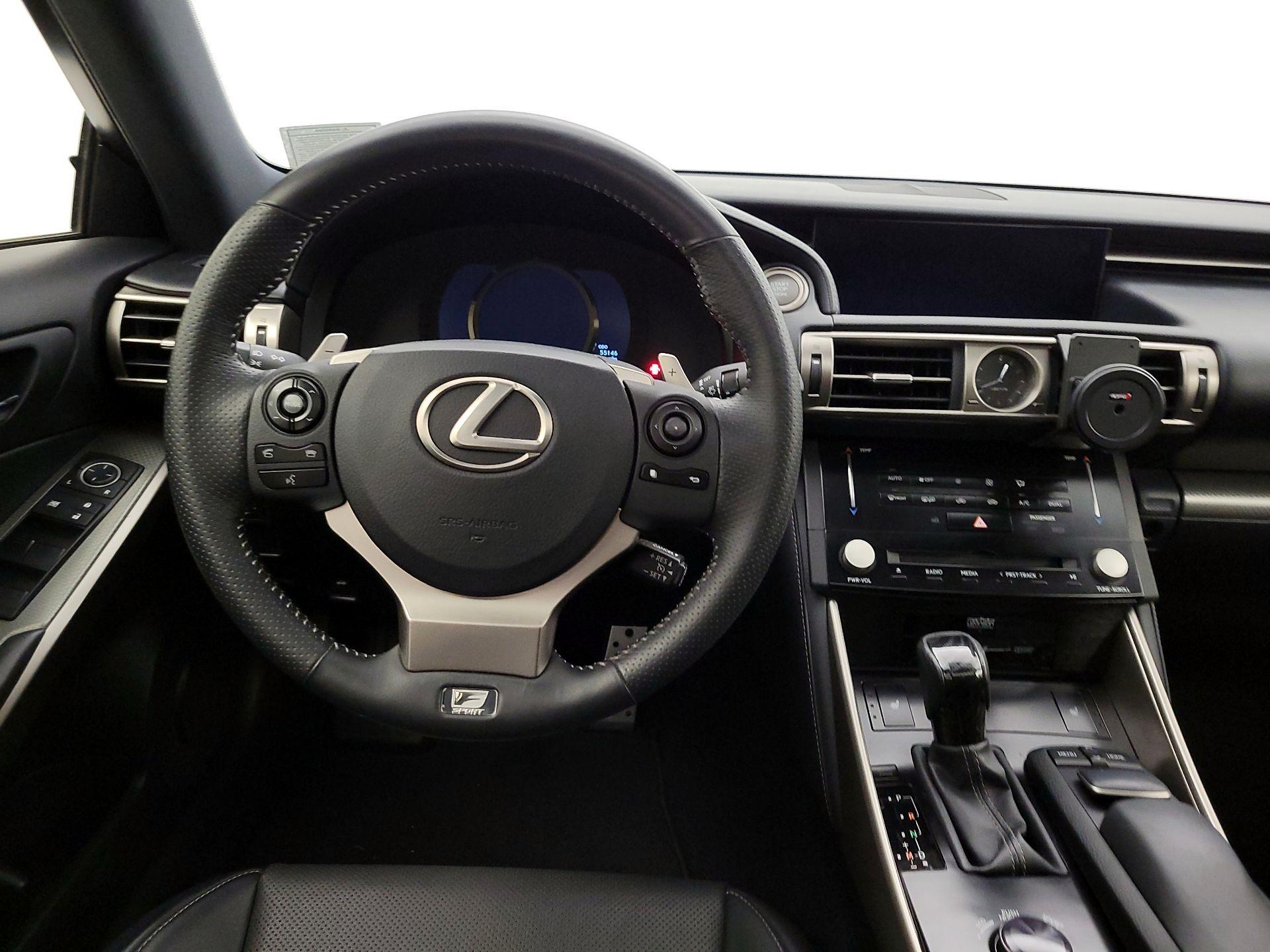 Thumbnail: 2014 Lexus IS - 10