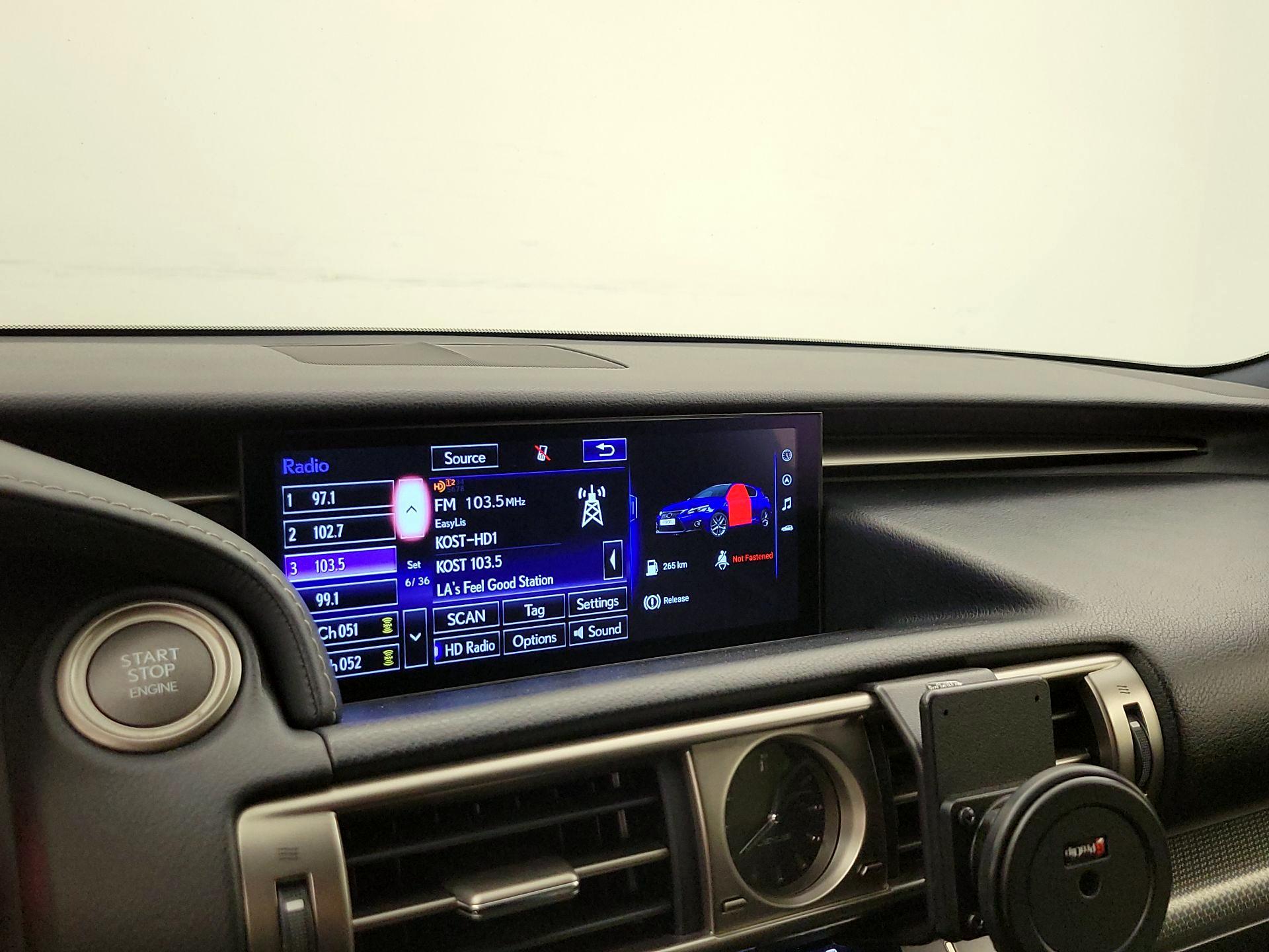 Thumbnail: 2014 Lexus IS - 15