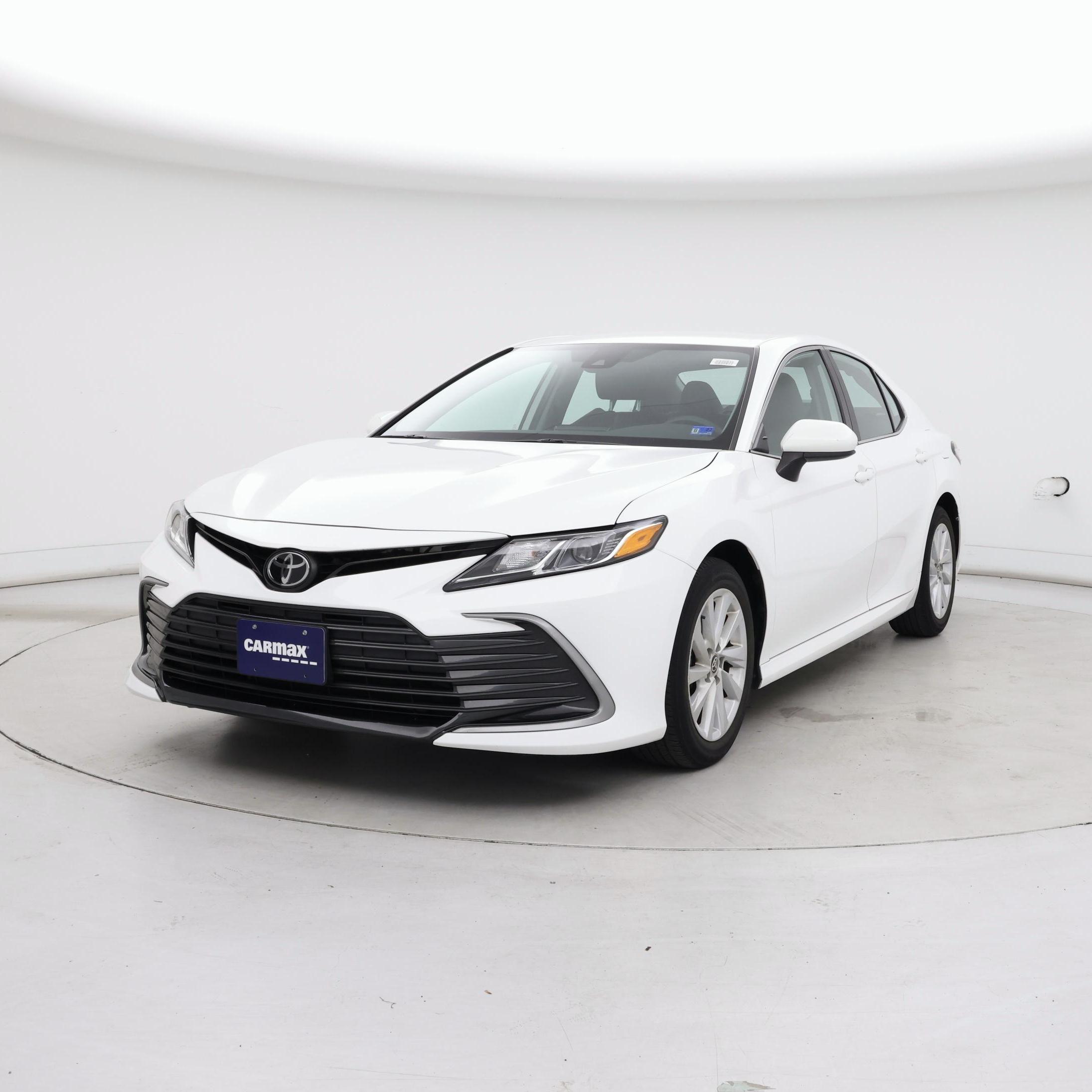 Thumbnail: 2023 Toyota Camry - 4