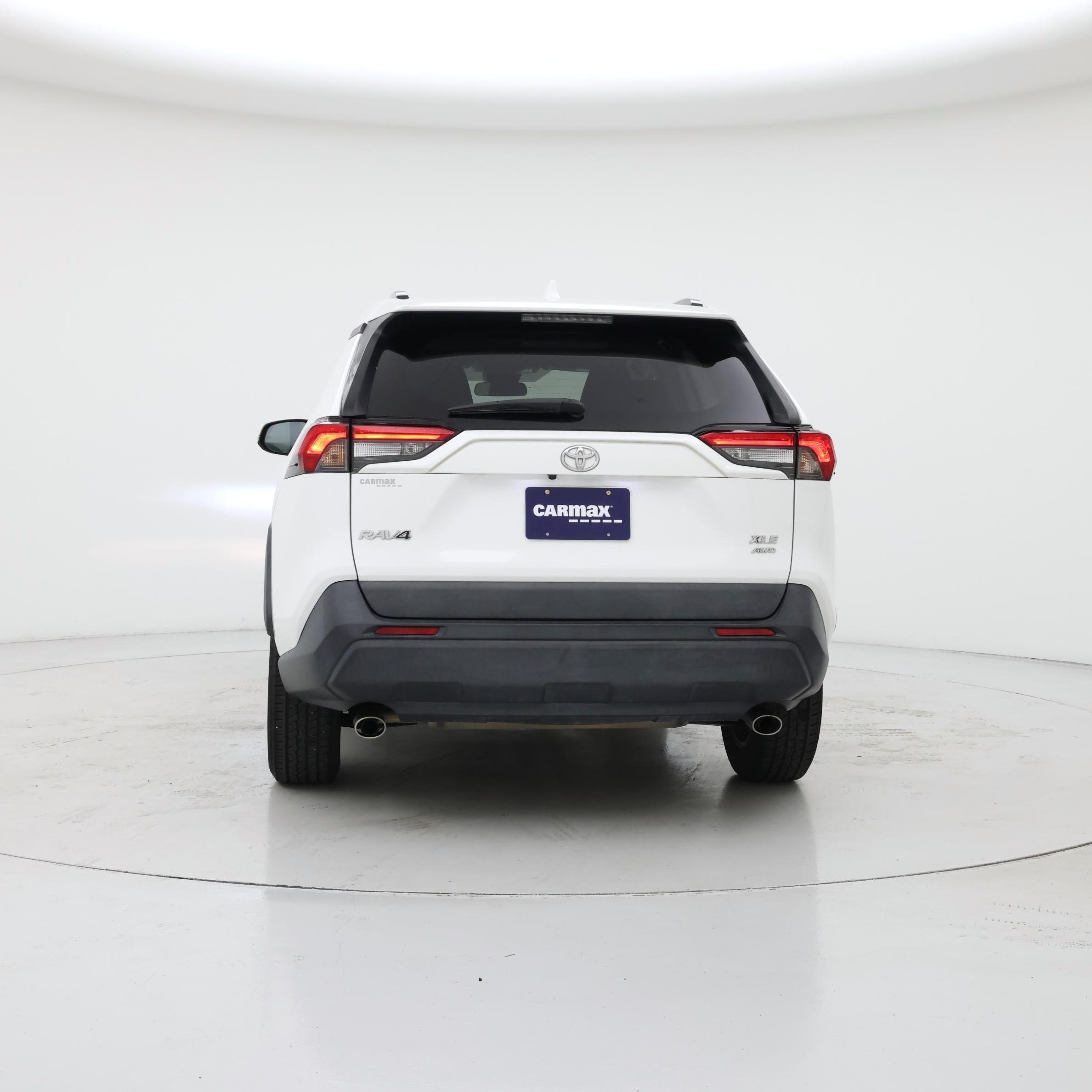 Thumbnail: 2019 Toyota RAV4 - 6