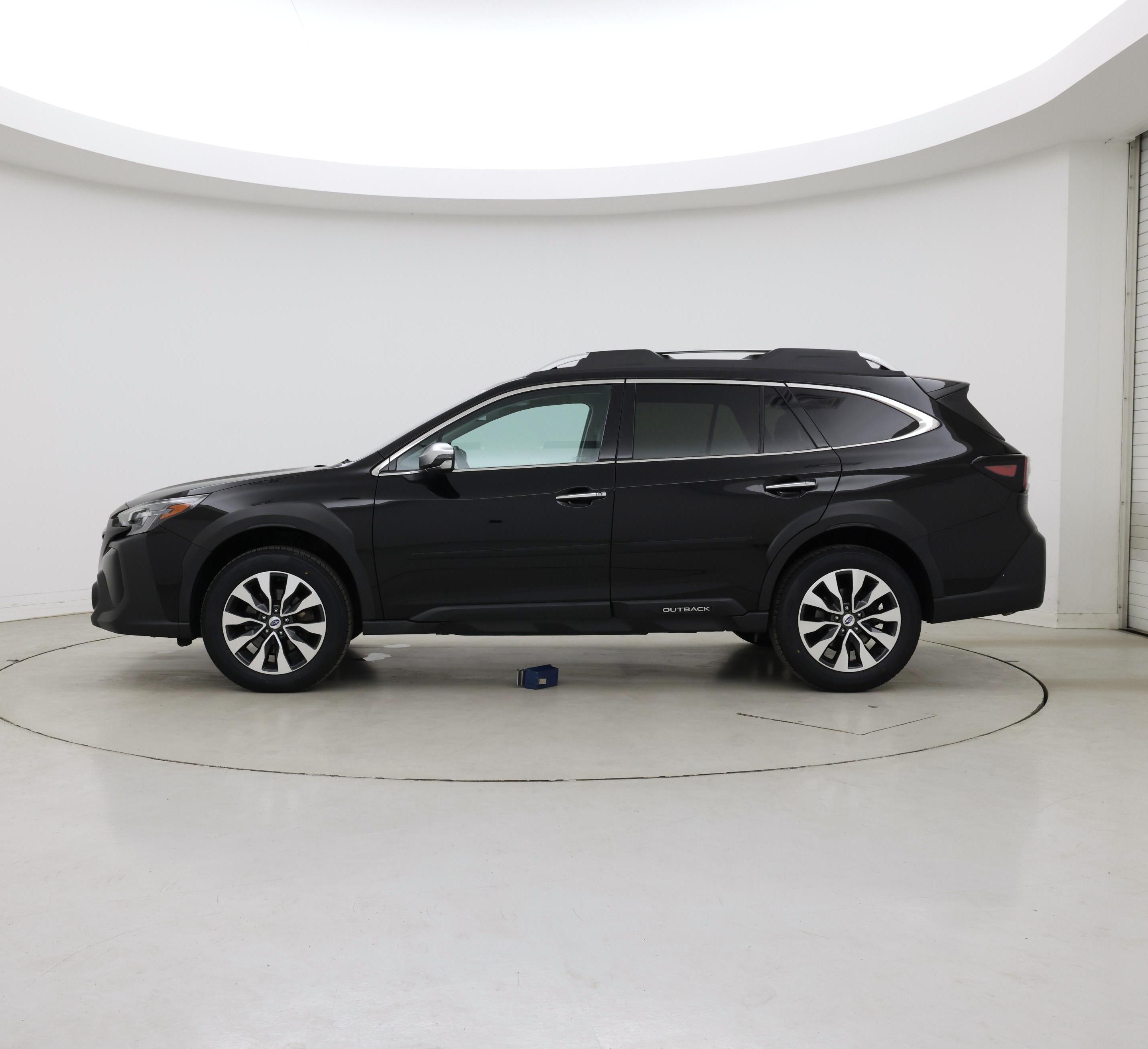 Thumbnail: 2023 Subaru Outback - 3