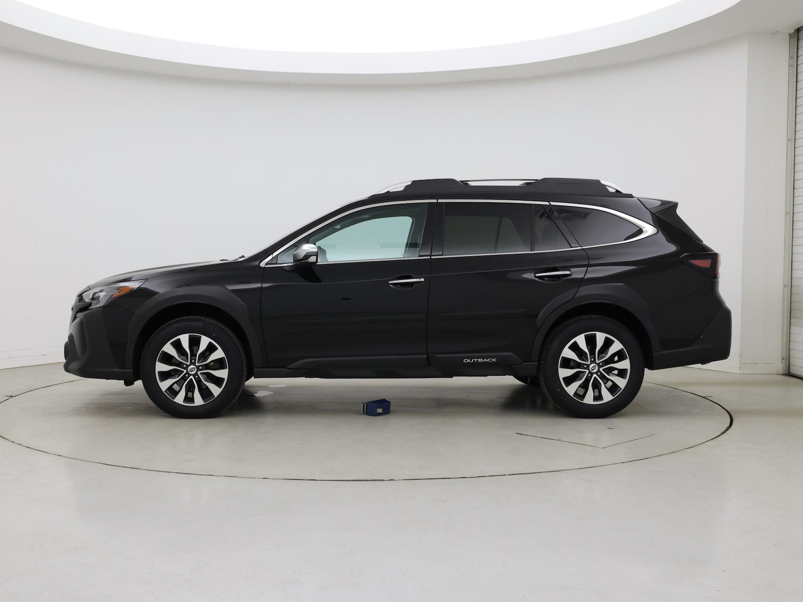 2023 Subaru Outback Touring - Photo 4
