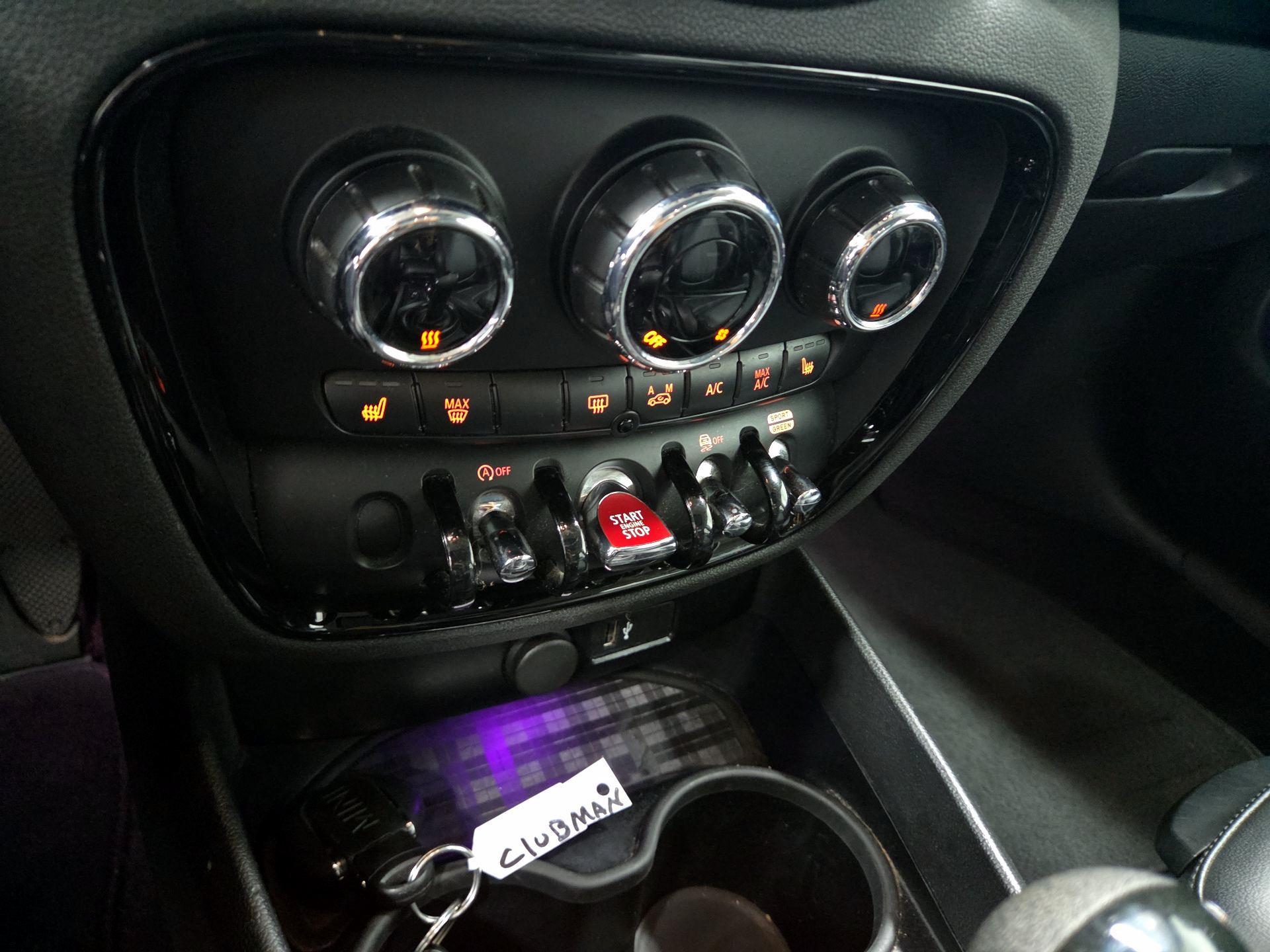 Thumbnail: 2020 MINI Cooper Clubman - 14