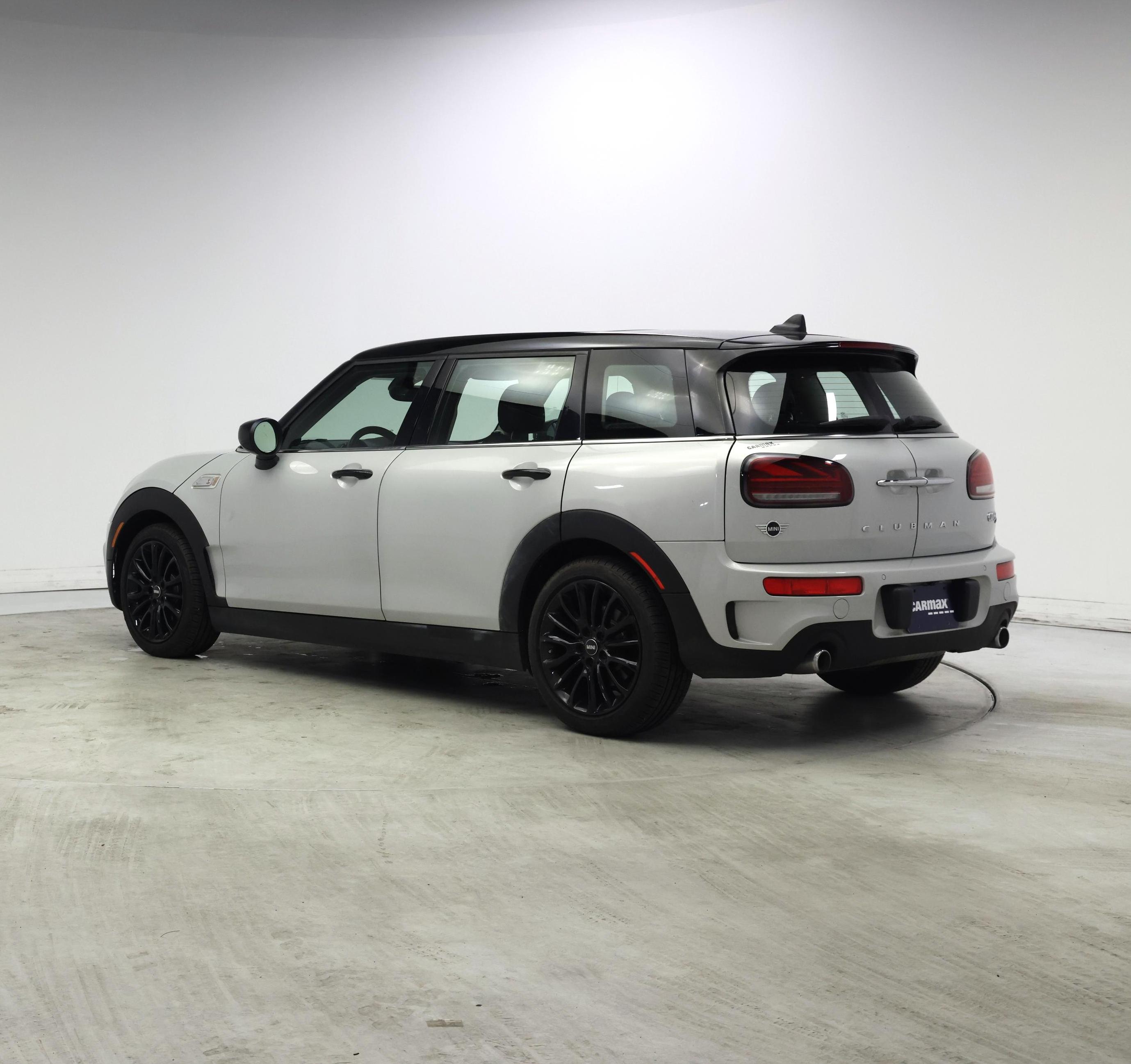 Thumbnail: 2020 MINI Cooper Clubman - 2