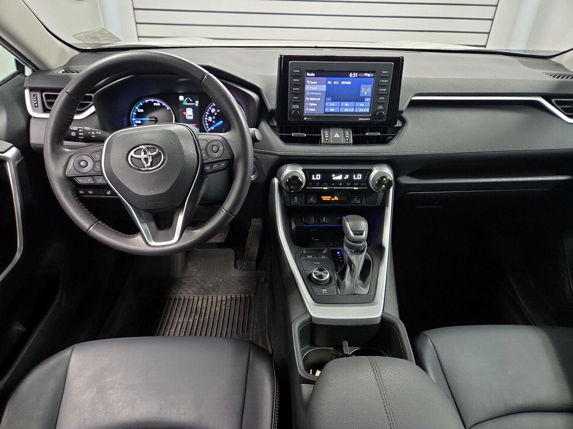 Thumbnail: 2022 Toyota RAV4 - 9