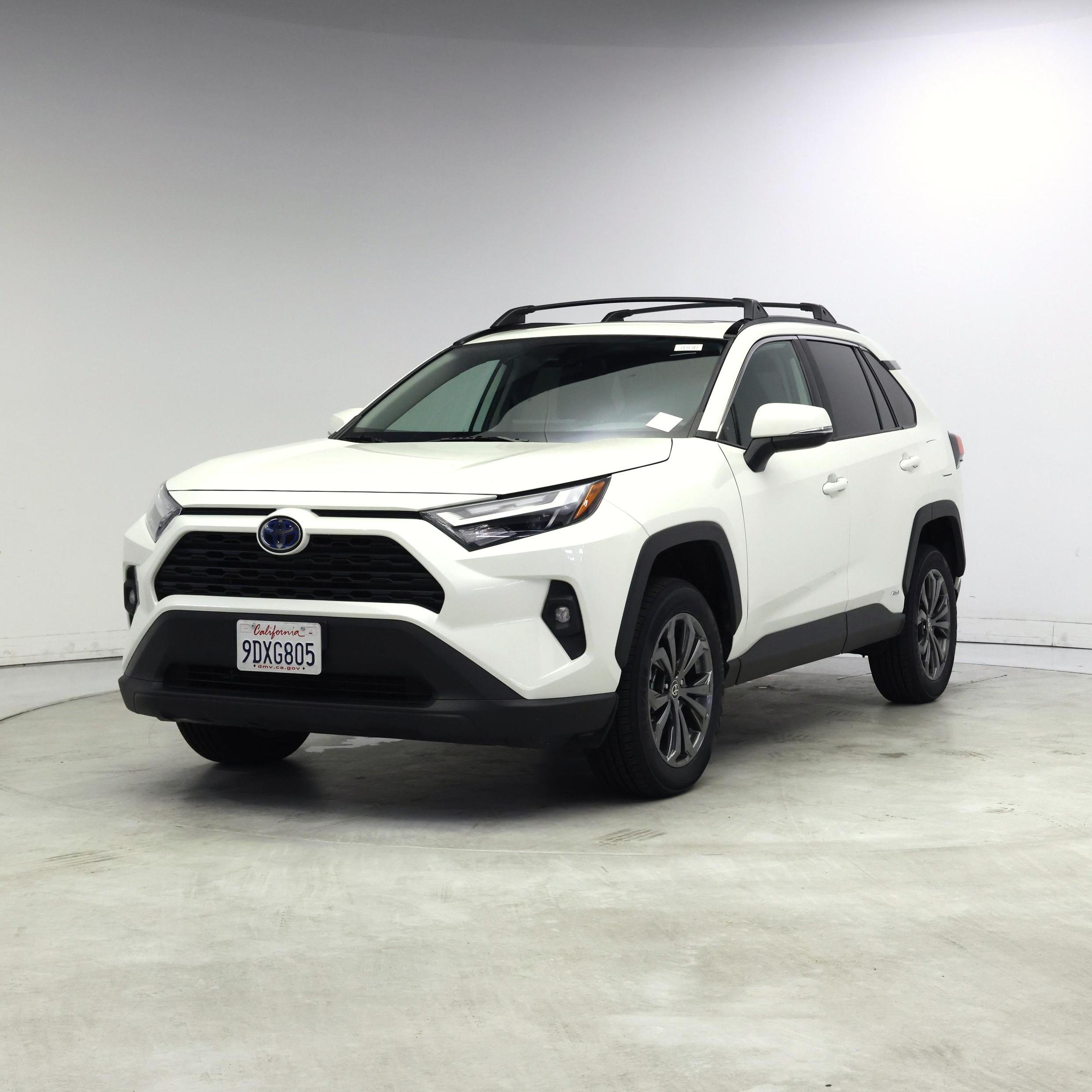 Thumbnail: 2022 Toyota RAV4 - 4