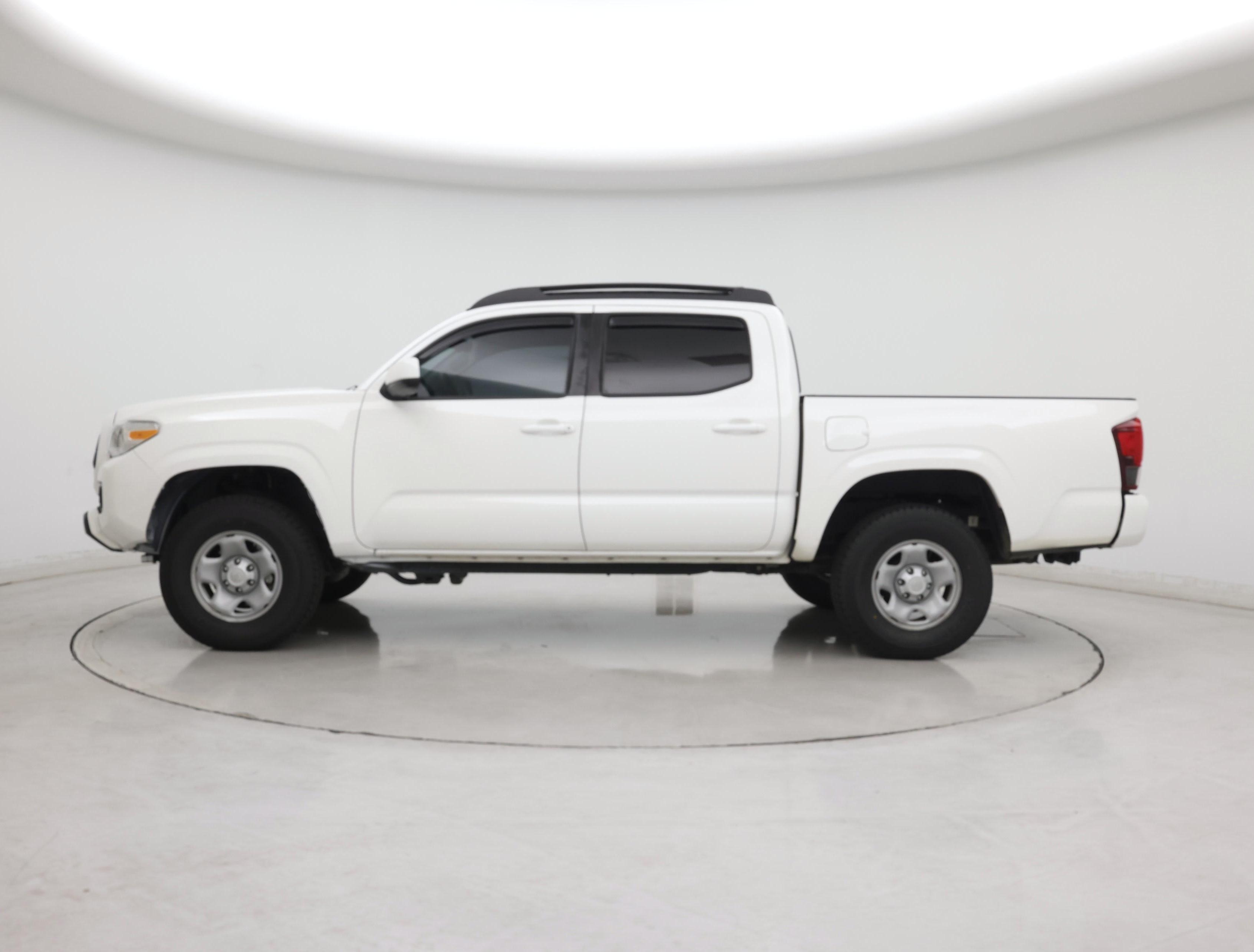 Thumbnail: 2023 Toyota Tacoma - 3