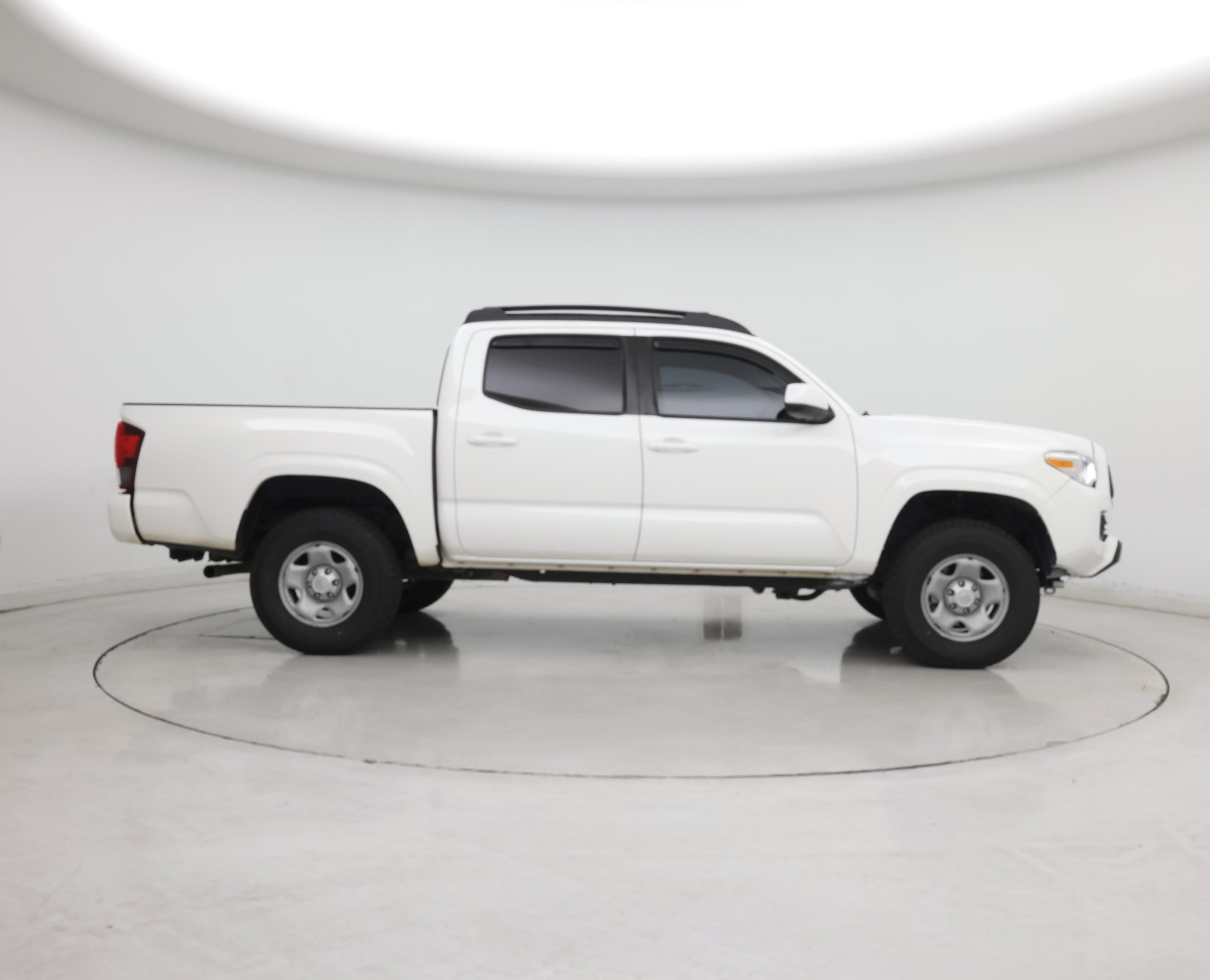 Thumbnail: 2023 Toyota Tacoma - 7