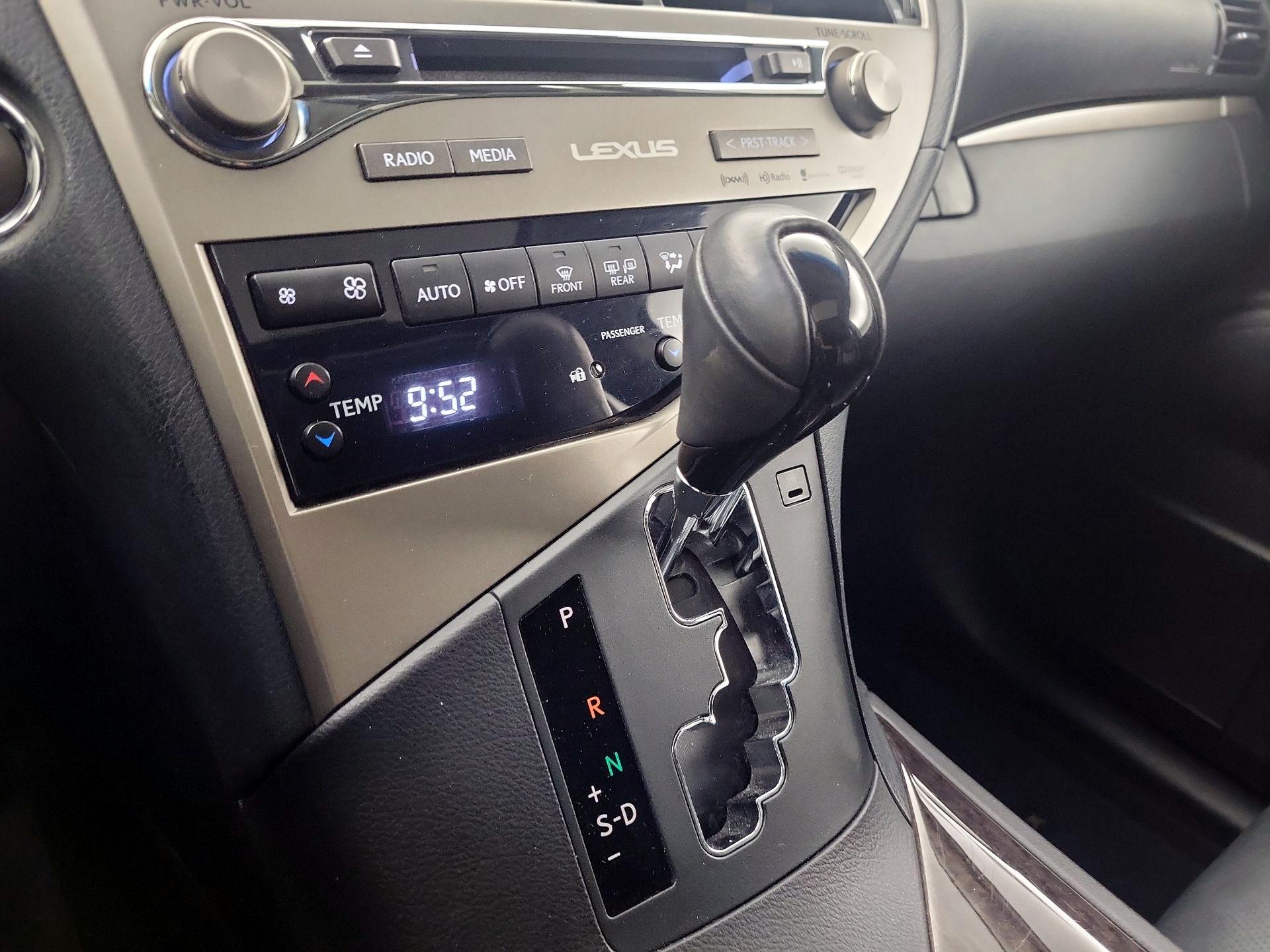 Thumbnail: 2015 Lexus RX - 18