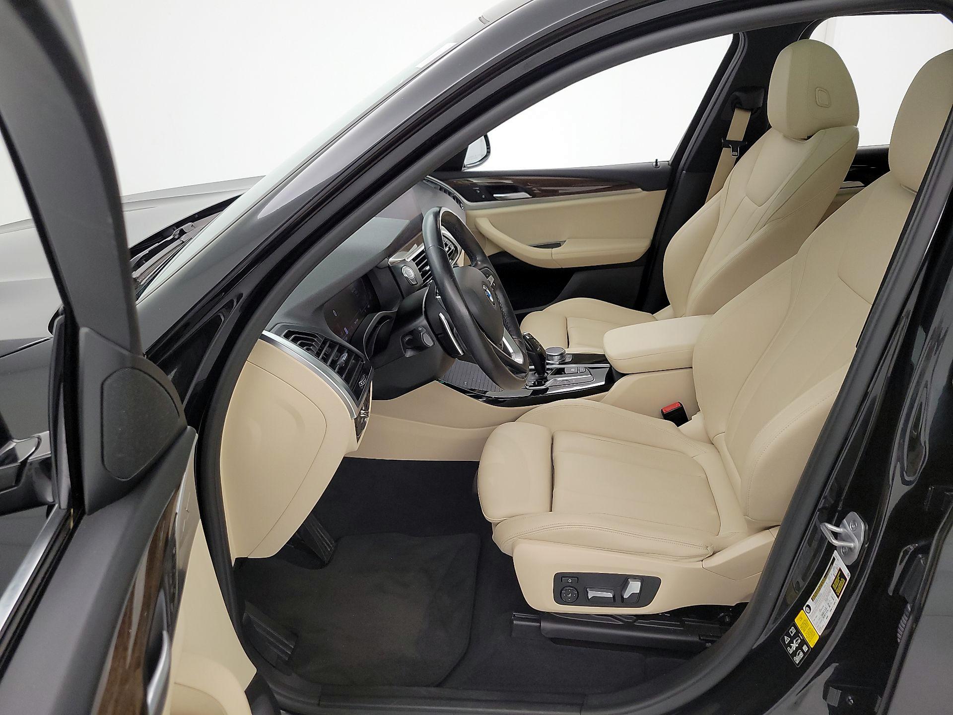 Thumbnail: 2021 BMW X3 - 11