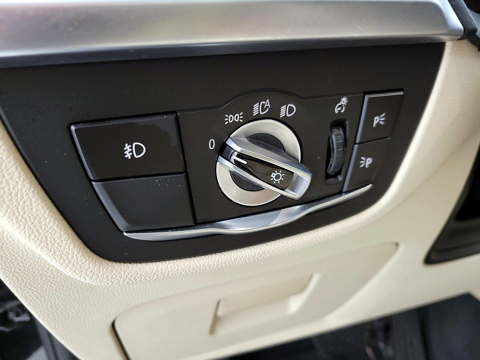 Thumbnail: 2021 BMW X3 - 13
