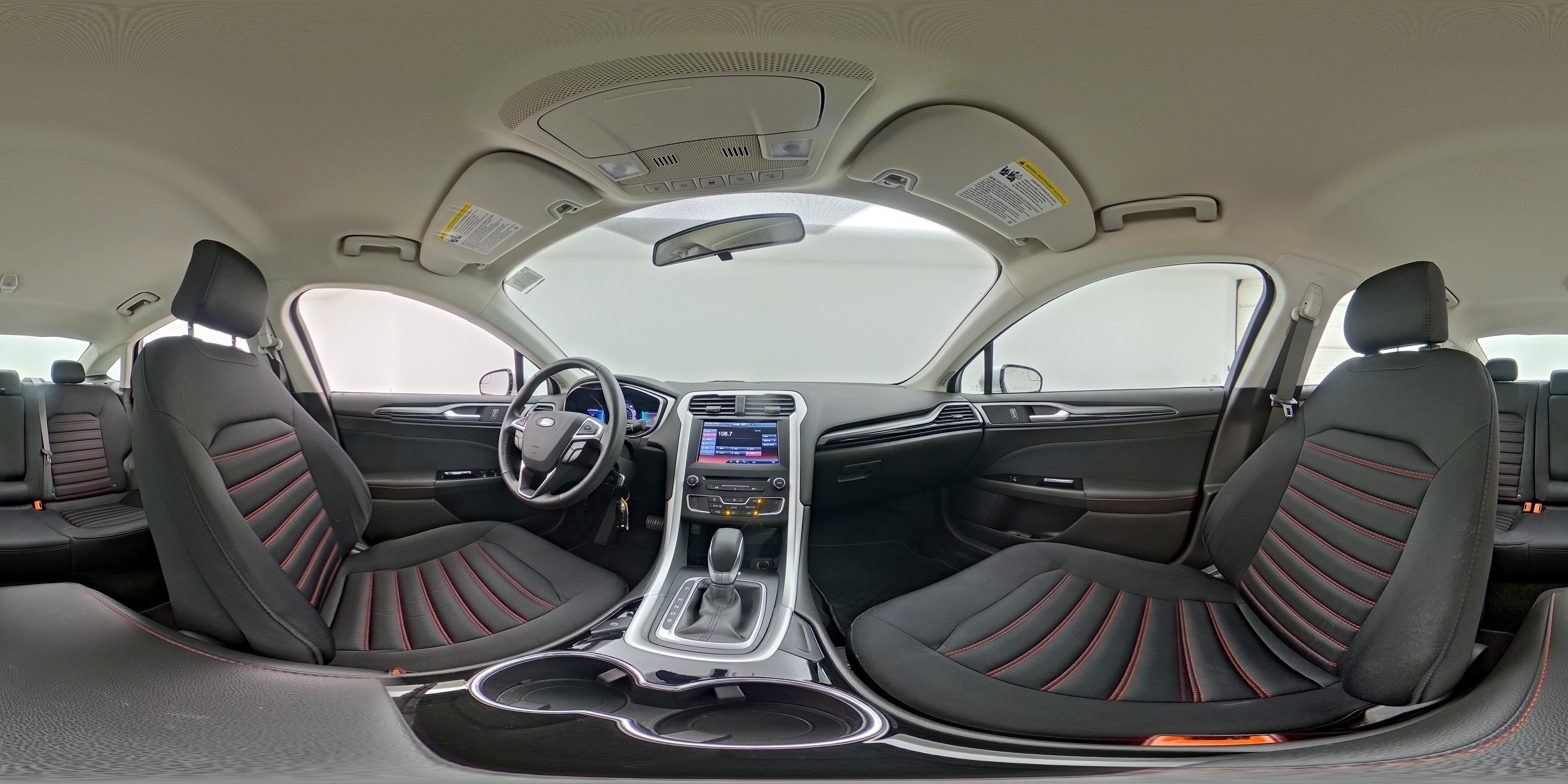 2016 Ford Fusion SE - Photo 24