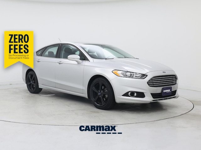 Gray 2016 Ford Fusion Sedan Front-Wheel Drive Automatic