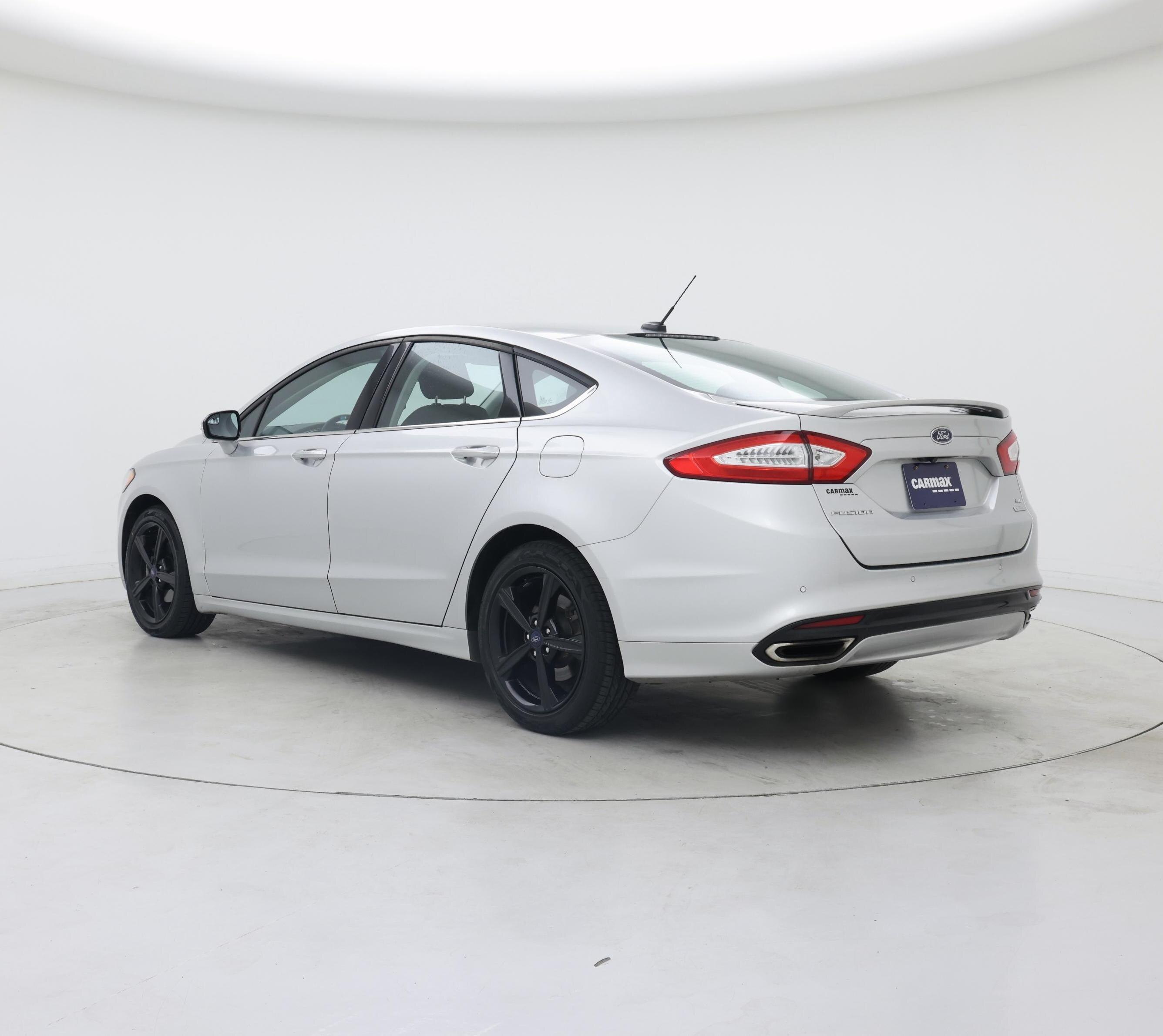 Thumbnail: 2016 Ford Fusion - 2