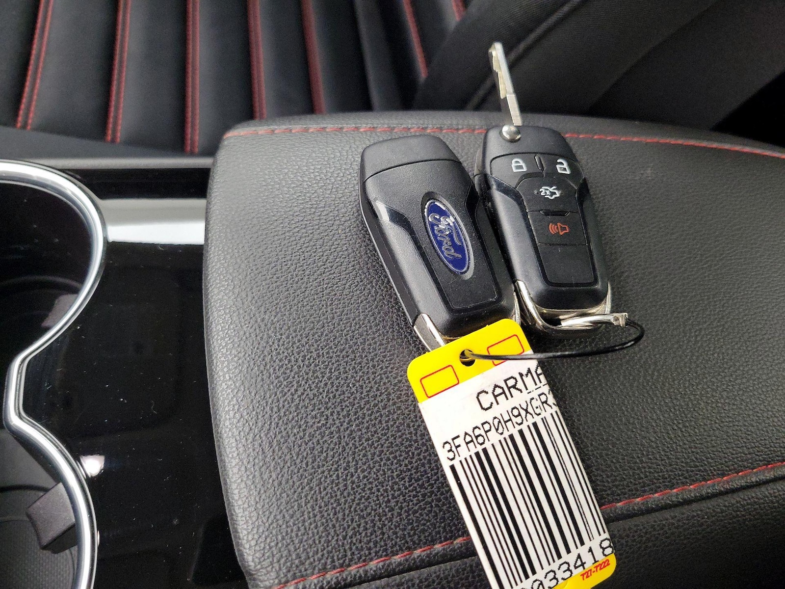 2016 Ford Fusion SE - Photo 23