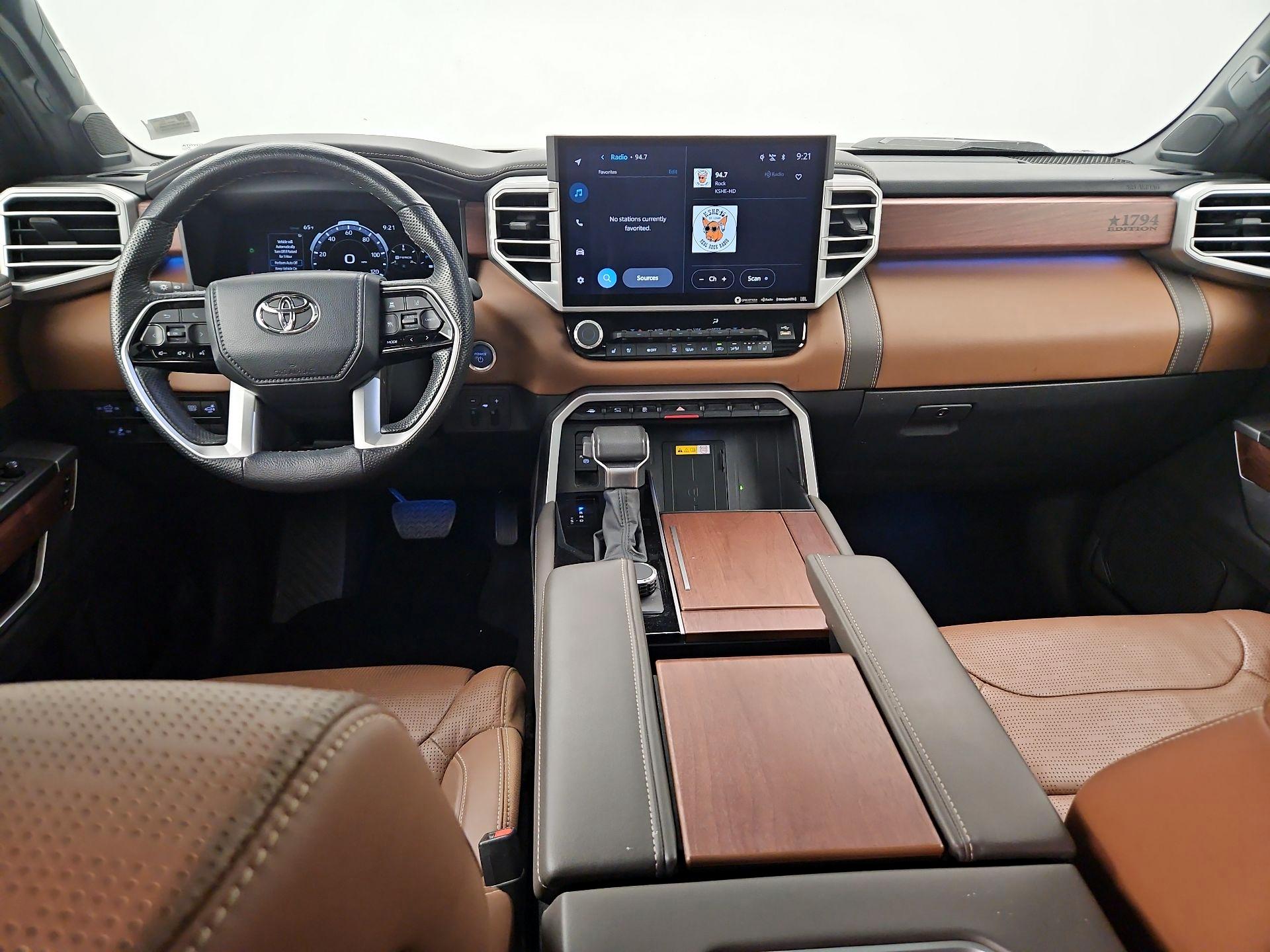 Thumbnail: 2024 Toyota Tundra - 9